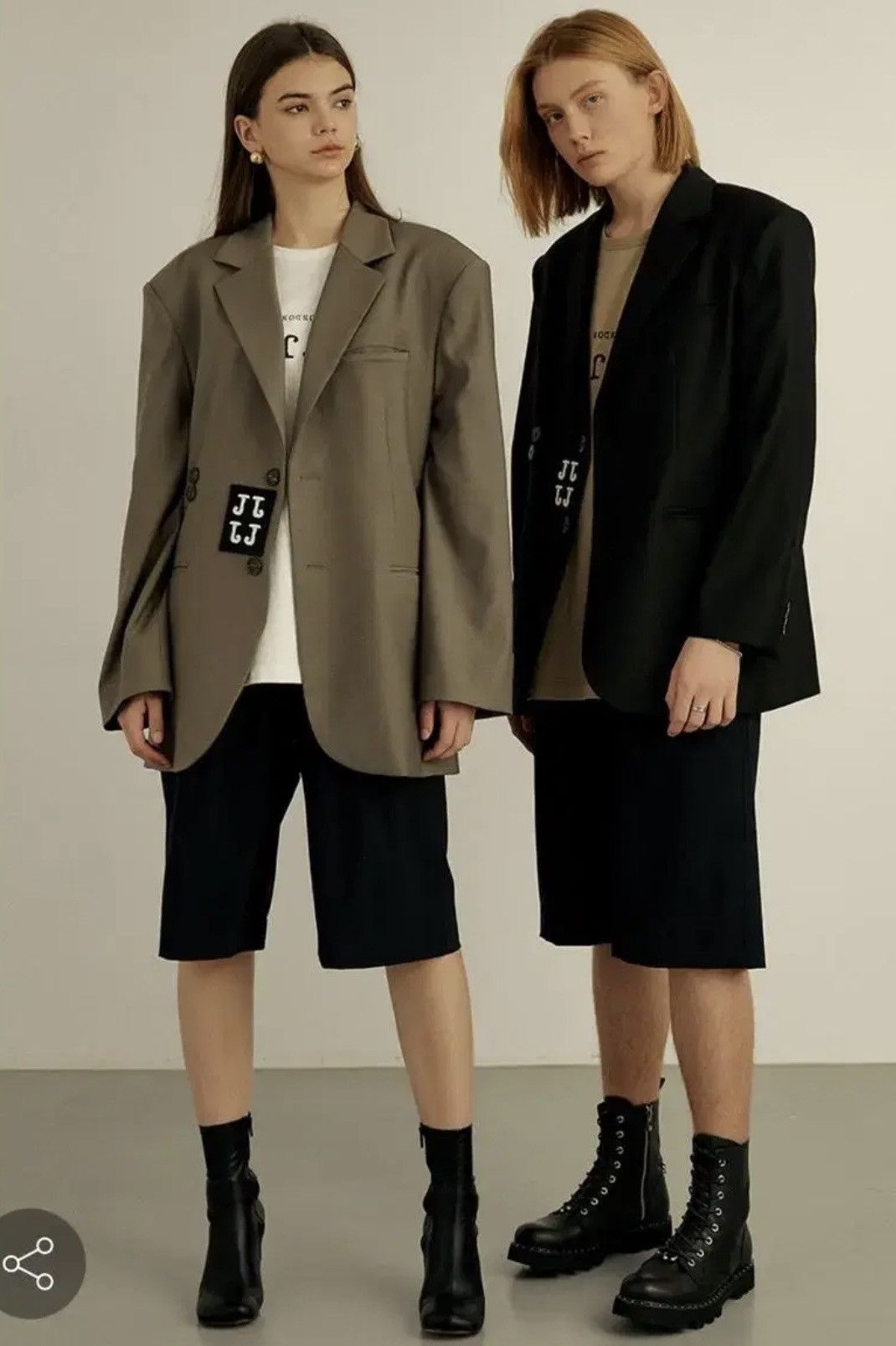 Other JWO Cropped Blazer (K-drama Style) in L Size US L / EU 52-54 / 3 - 2 Thumbnail