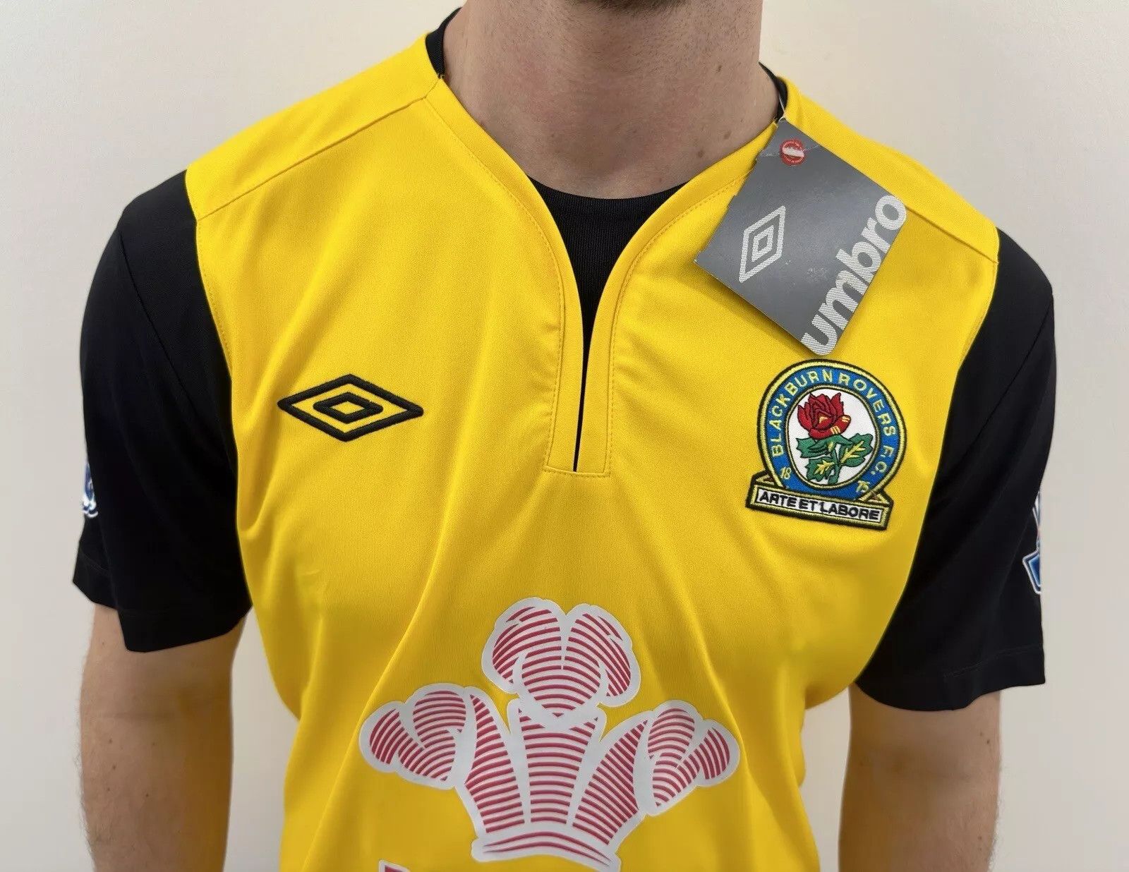 Umbro BLACKBURN ROVERS 2011 2012 AWAY SOCCER JERSEY HOILLET Size US M / EU 48-50 / 2 - 3 Thumbnail
