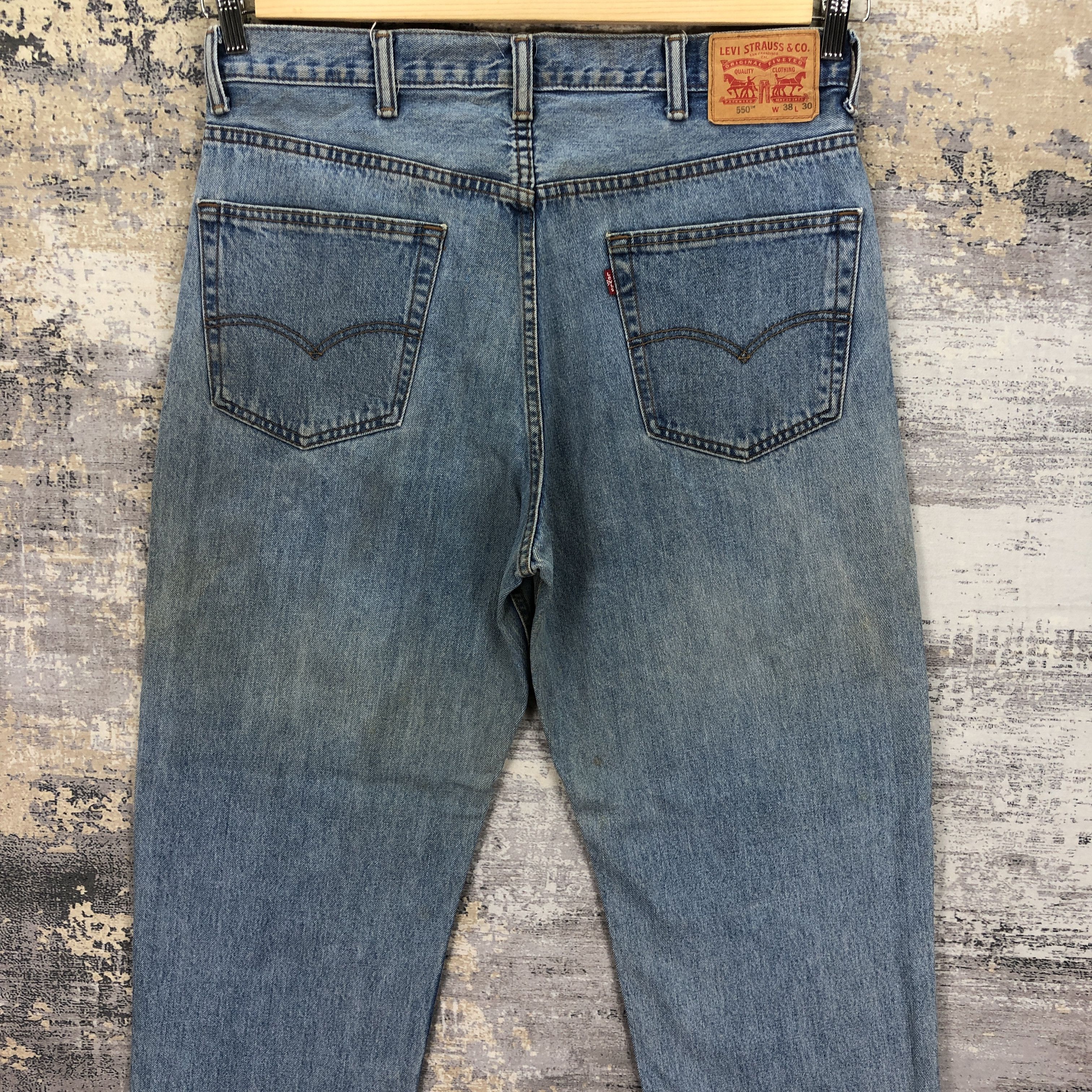Levi's × Vintage Vintage Levis 550 Light Wash Denim Dirty Levi's Faded Jeans Size US 36 / EU 52 - 4 Thumbnail