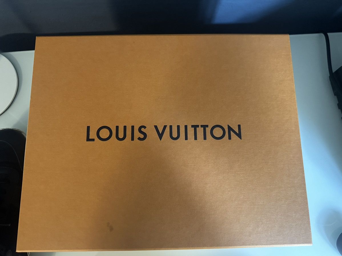 Louis Vuitton Louis Vuitton Sneakers Size US 11 / EU 44 - 11 Thumbnail