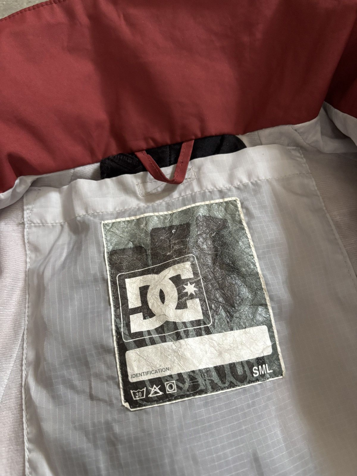 DC DC Shoes Snowboard Jacket S Streetwear Winter Sports burgund Size US S / EU 44-46 / 1 - 13 Thumbnail