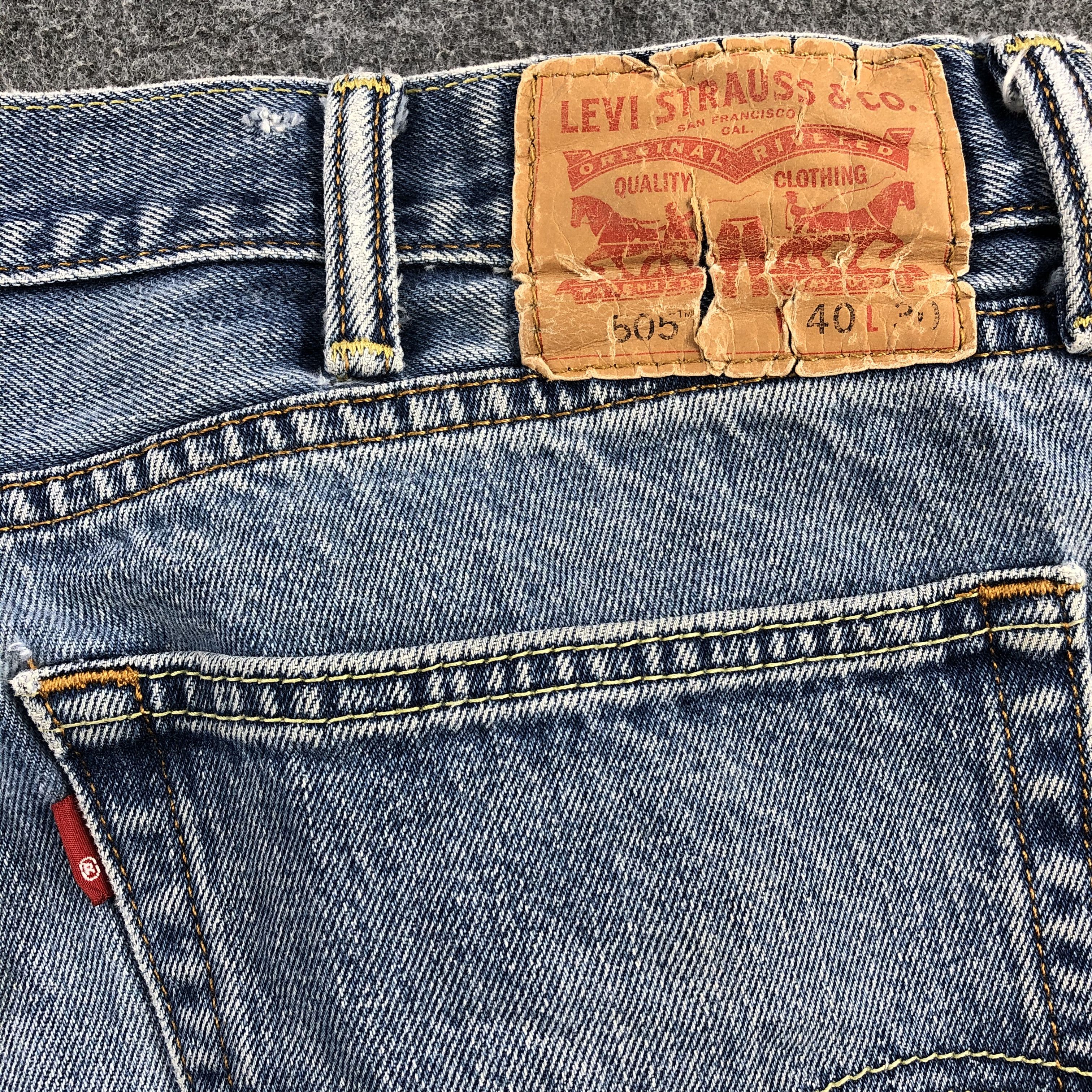 Levi's × Vintage Vintage Blue Wash Levis 505 Jeans-JM1242 Size US 41 - 6 Thumbnail