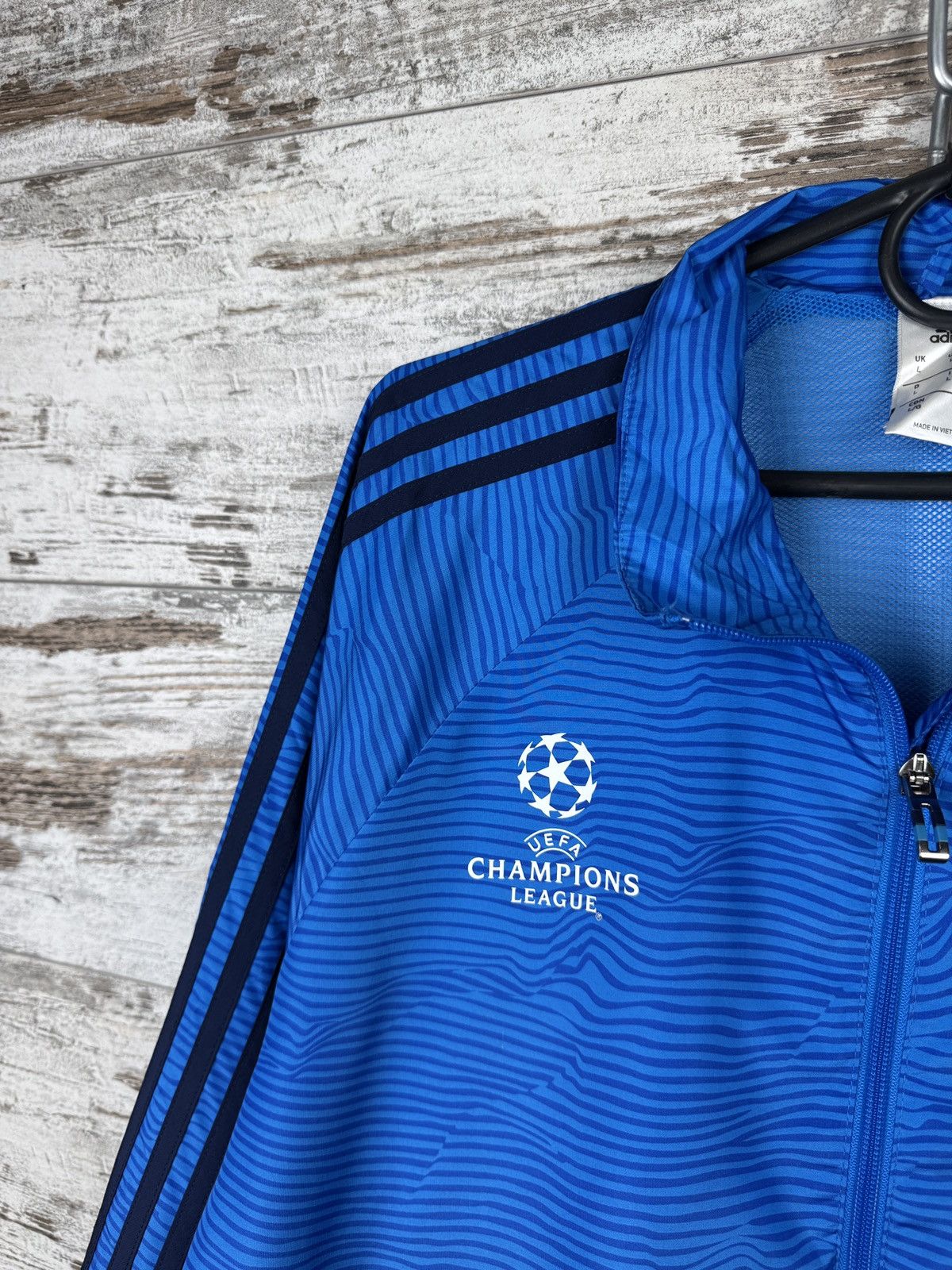 Adidas Mens Vintage Adidas Real Madrid track jacket olympic jersey Size US L / EU 52-54 / 3 - 5 Thumbnail