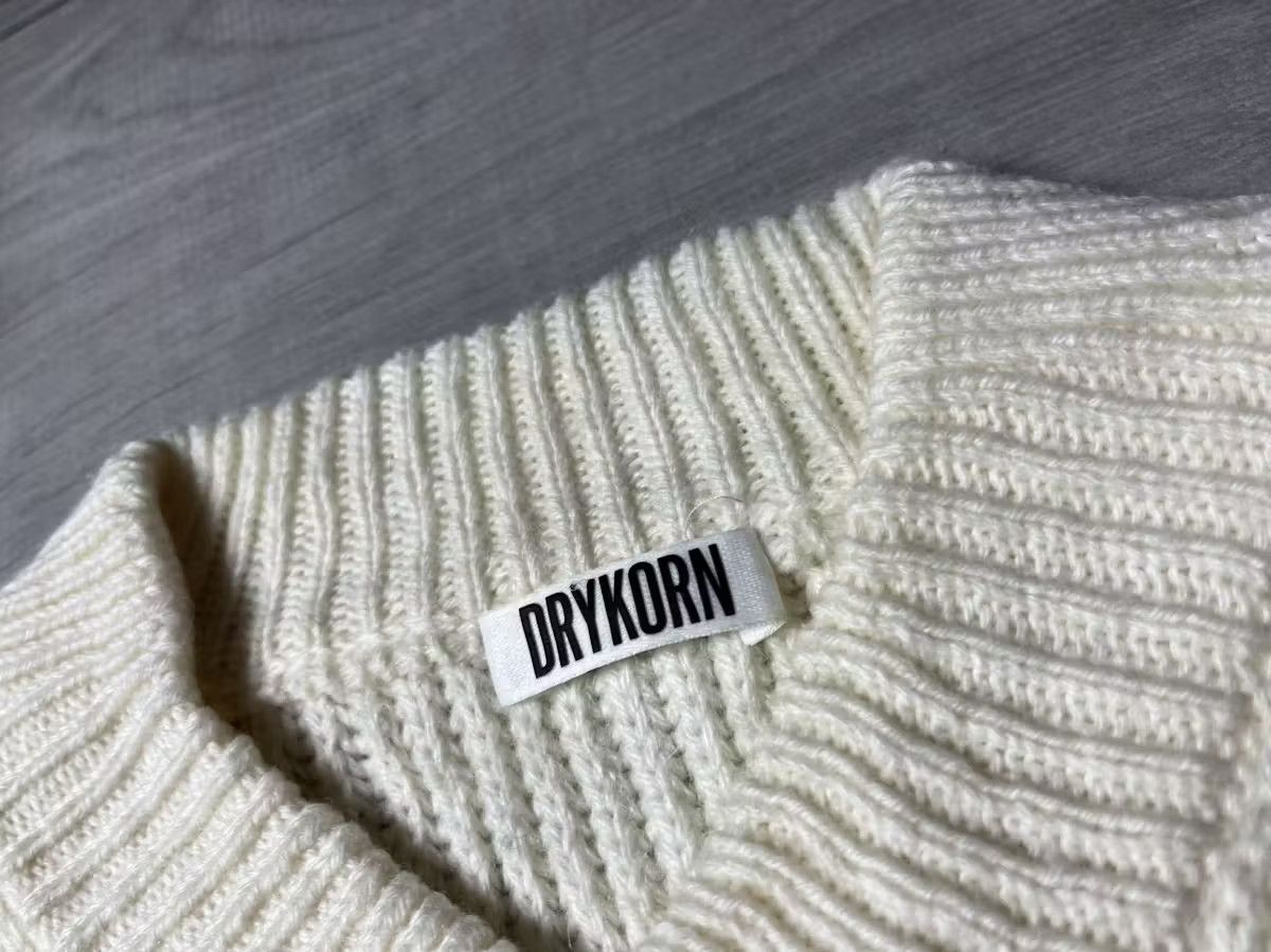 DRYKORN Drykorn sweater streetwear size XLARGE Size US XL / EU 56 / 4 - 2 Thumbnail
