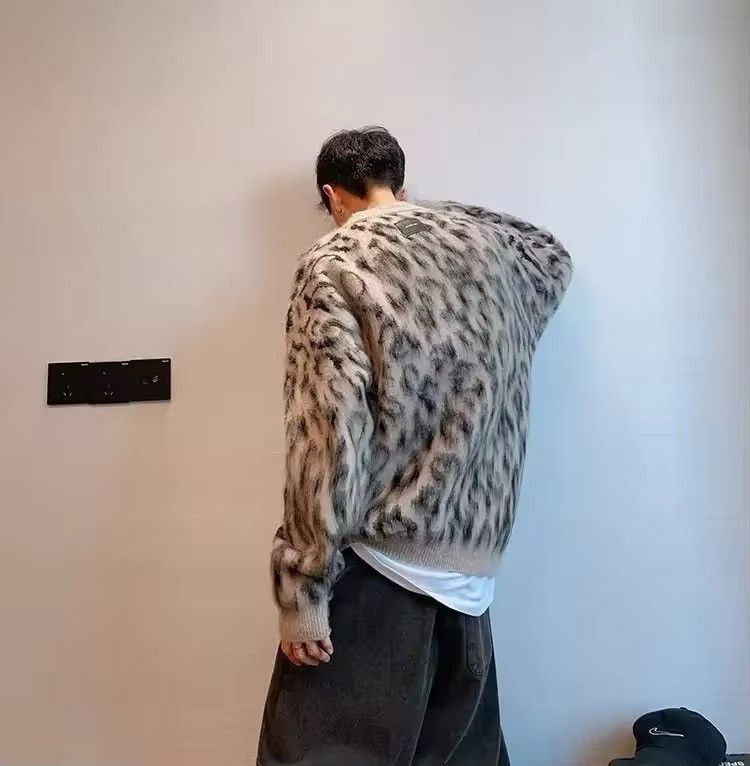 Other × Vintage Streetwear Leopard Print Sweater Pullover Size US XL / EU 56 / 4 - 1 Thumbnail