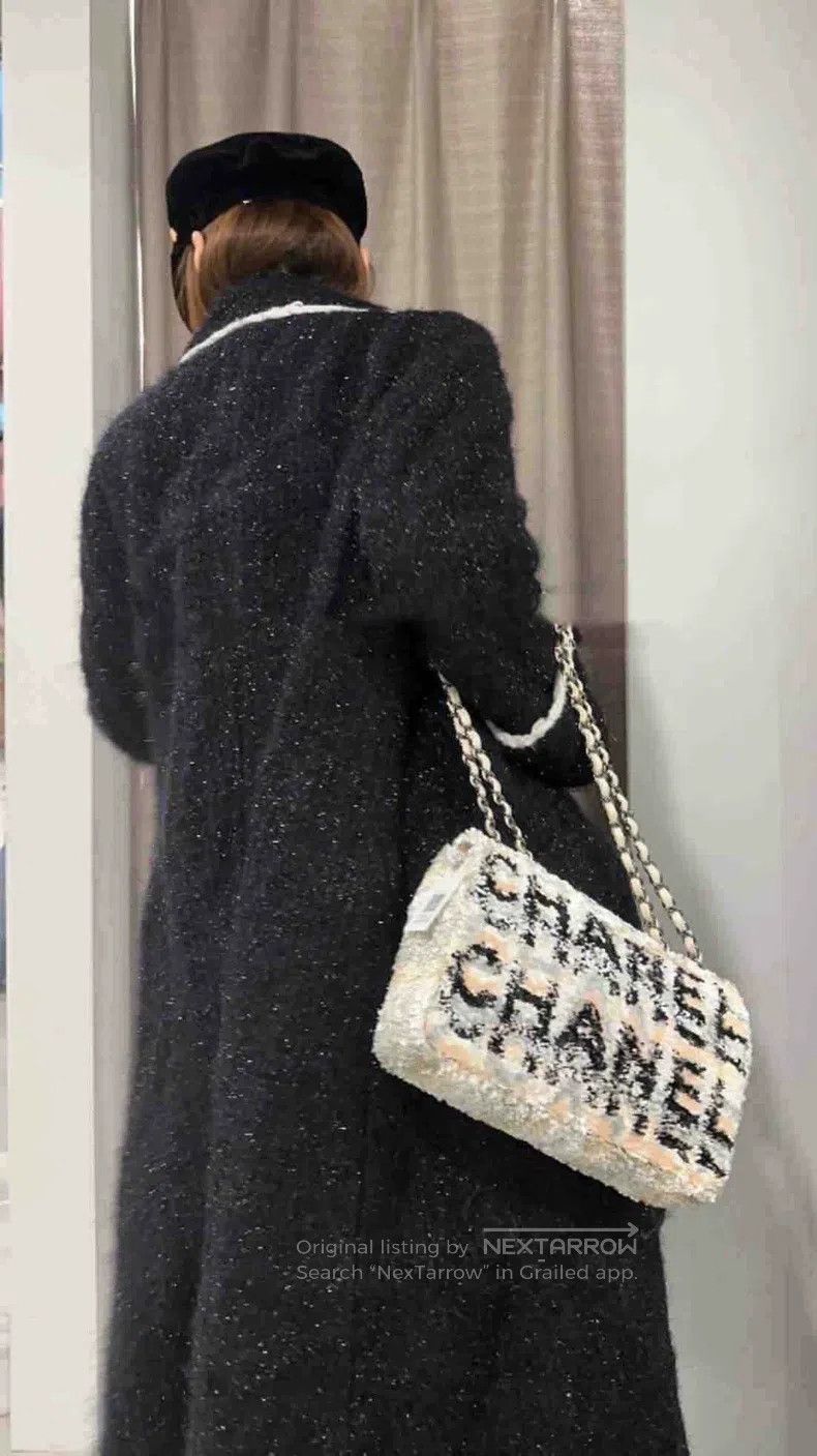 Chanel Chanel Chair series black and white flash three-pocket sid Size XS / US 0-2 / IT 36-38 - 4 Thumbnail