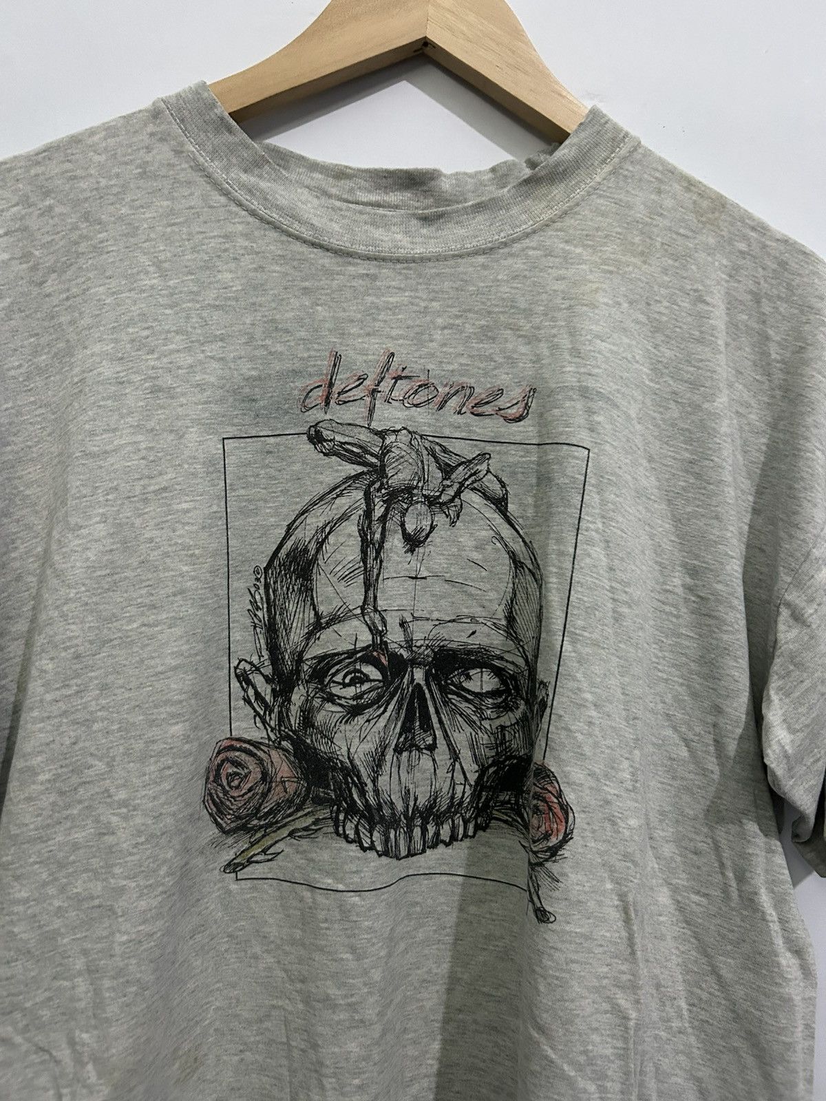 Band Tees Deftones self titled tshirt Size US L / EU 52-54 / 3 - 1 Thumbnail