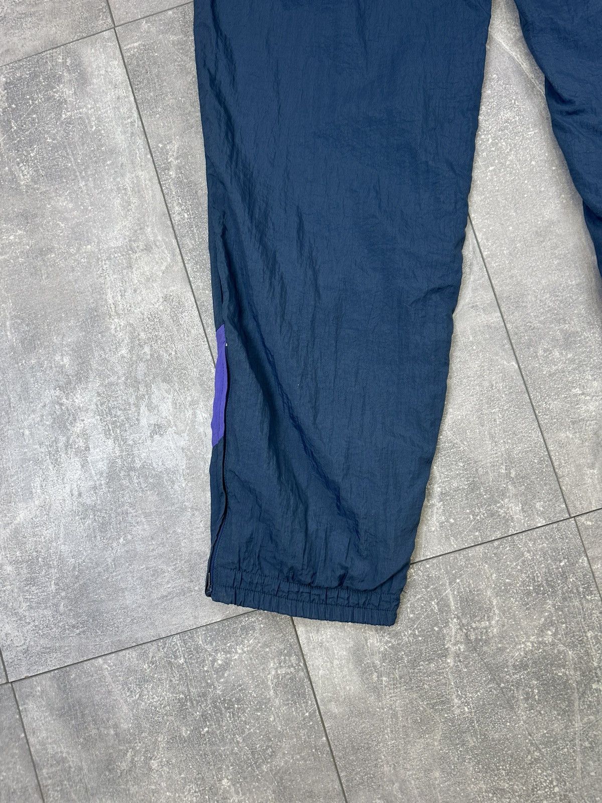 Nike Nike Vintage Rare Sweatpants Small Swosh Logo Size US 32 / EU 48 - 11 Thumbnail