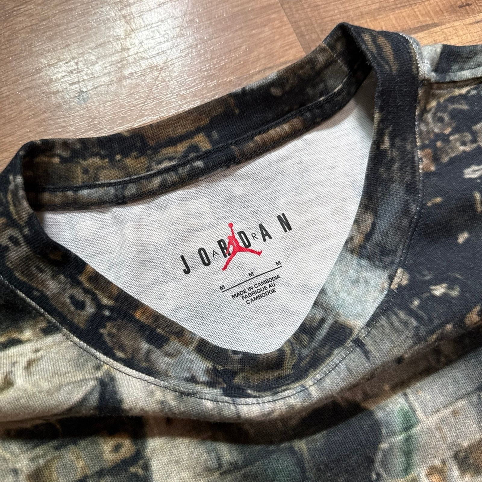 Jordan Brand NWOT Air Jordan Short Sleeve Size US M / EU 48-50 / 2 - 4 Thumbnail