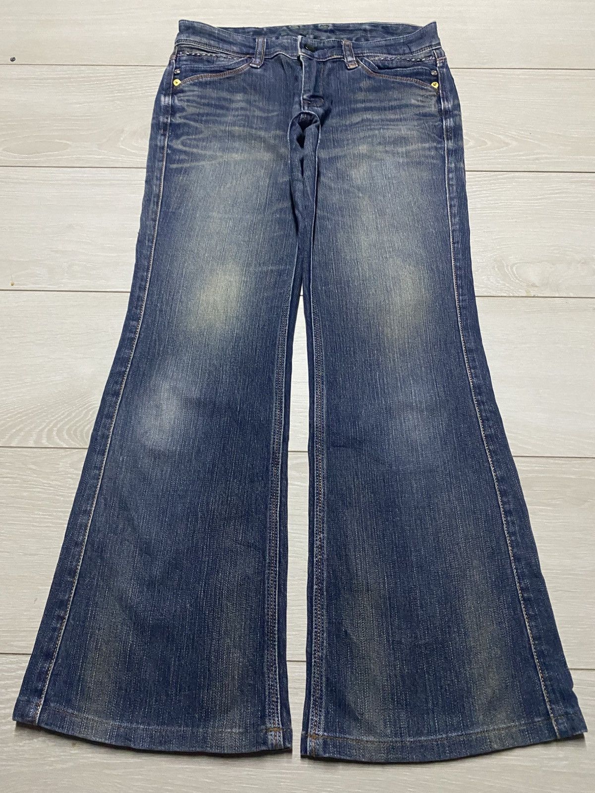 Japanese Brand Vintage Japanese Brand Brappers Faded Wash Flare Jeans Size US 30 / EU 46 - 1 Thumbnail