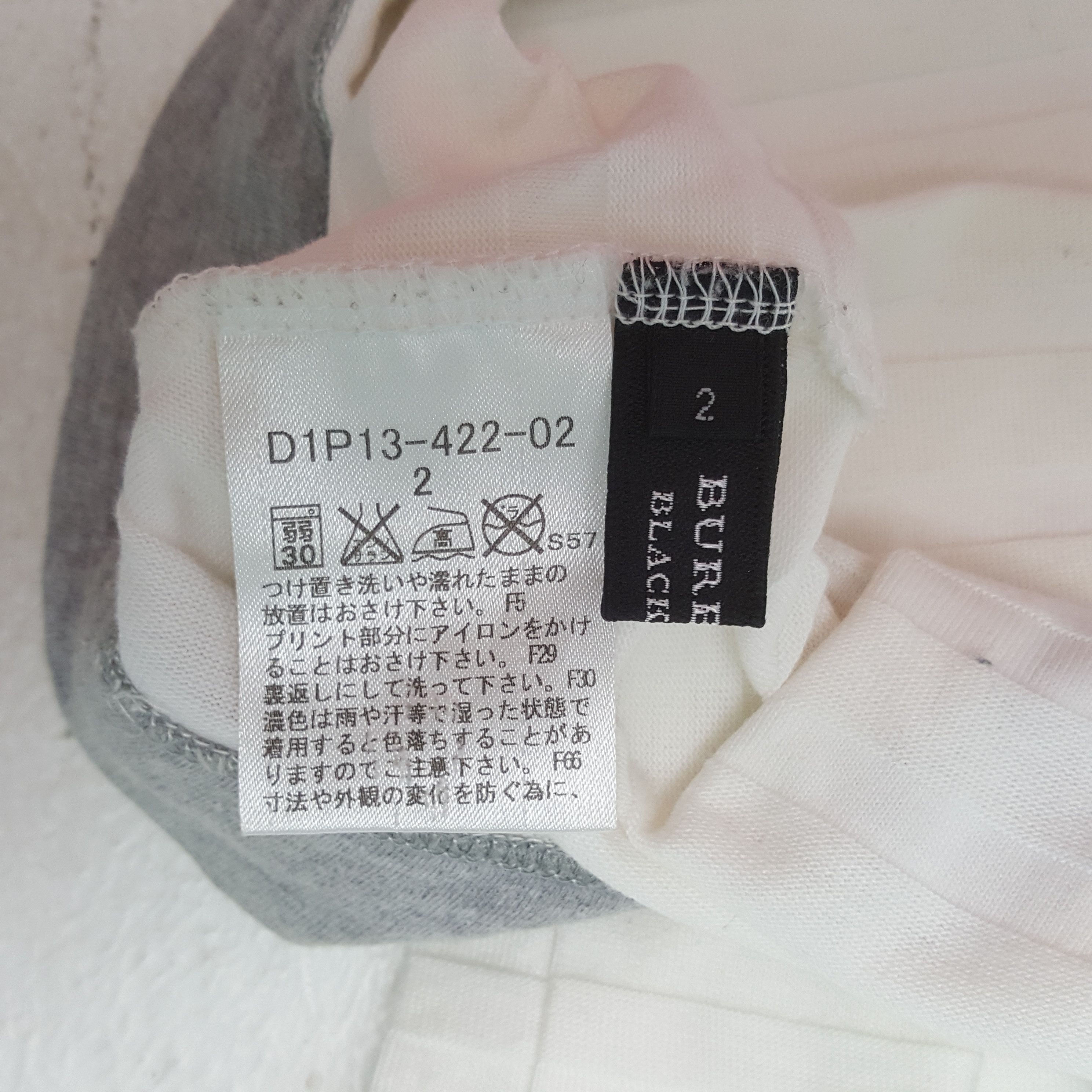 Burberry Vintage Burberry London Long Sleeve T-shirt RR30 Size US S / EU 44-46 / 1 - 9 Thumbnail