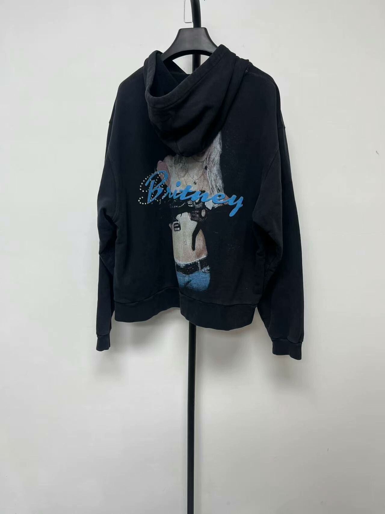 Balenciaga balenciaga britney spears art graphic hoodie Size US S / EU 44-46 / 1 - 1 Thumbnail