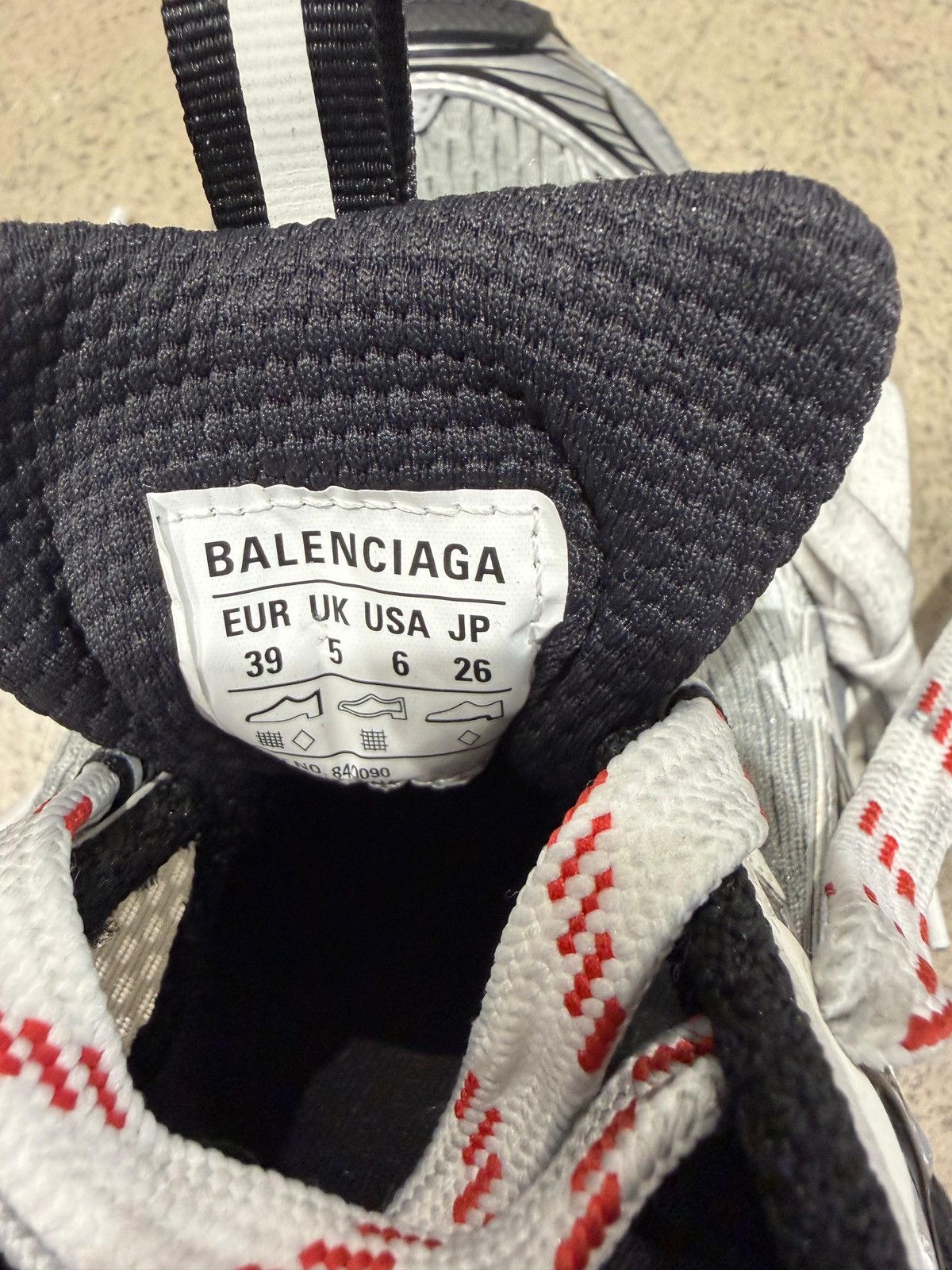Balenciaga BALENCIAGA - 3XL Logo Sneaker White Navy Size US 11 / EU 44 - 3 Thumbnail