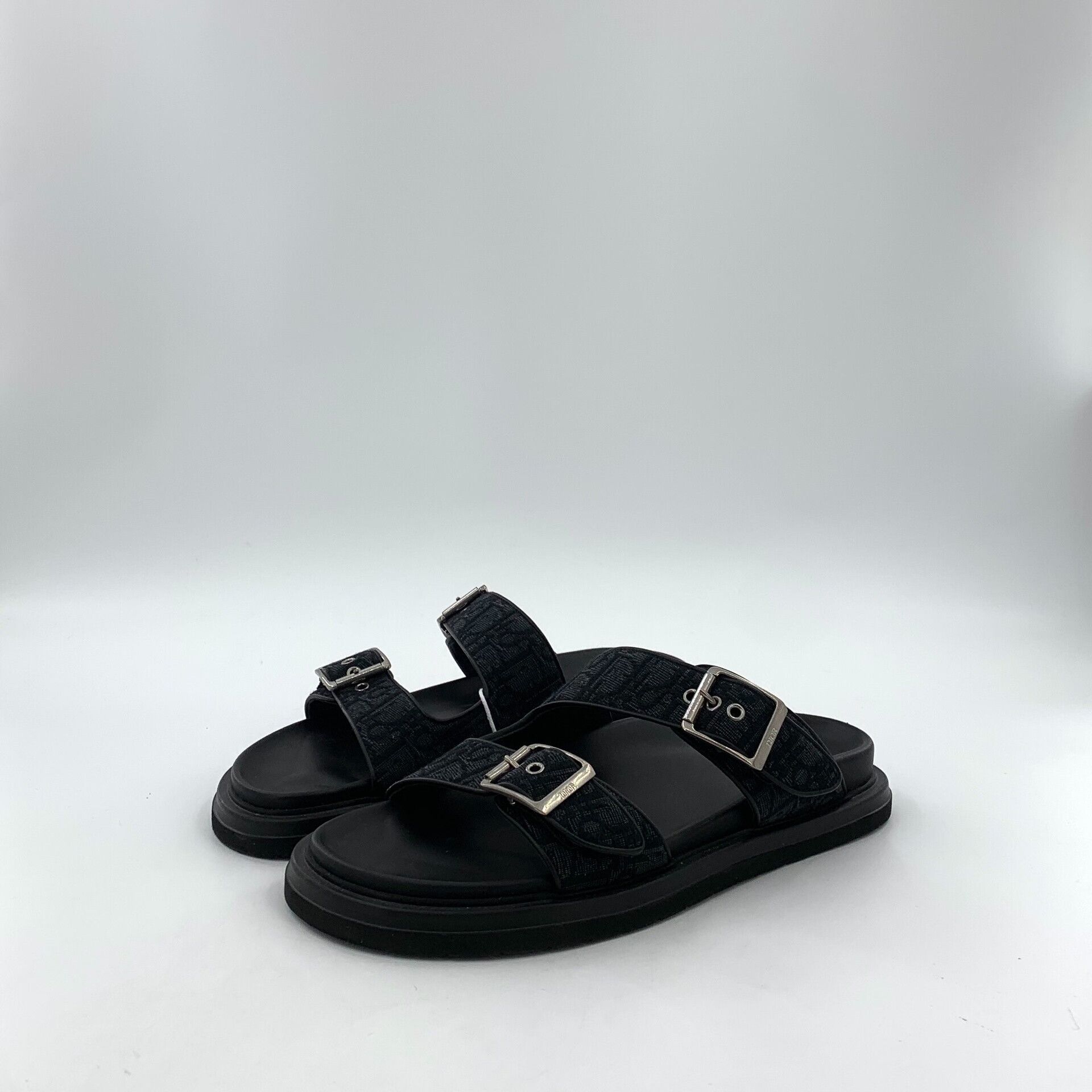Dior Dior Logo Buckled Casual Flat Slippers Size US 7 / EU 40 - 1 Preview