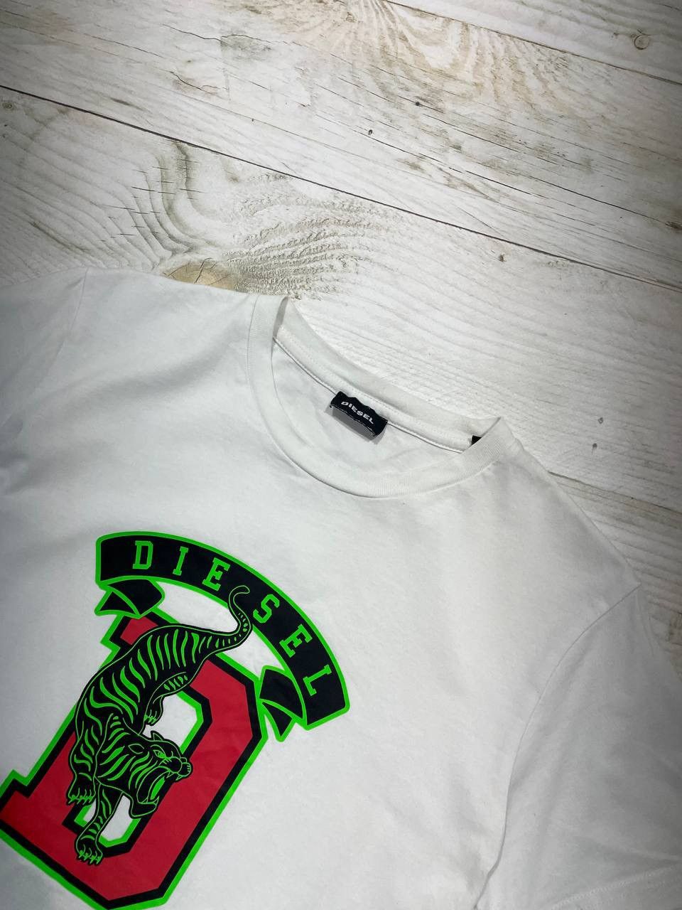Diesel Vintage Diesel T-Shirt Tiger Big Logo Y2K Size US S / EU 44-46 / 1 - 3 Thumbnail