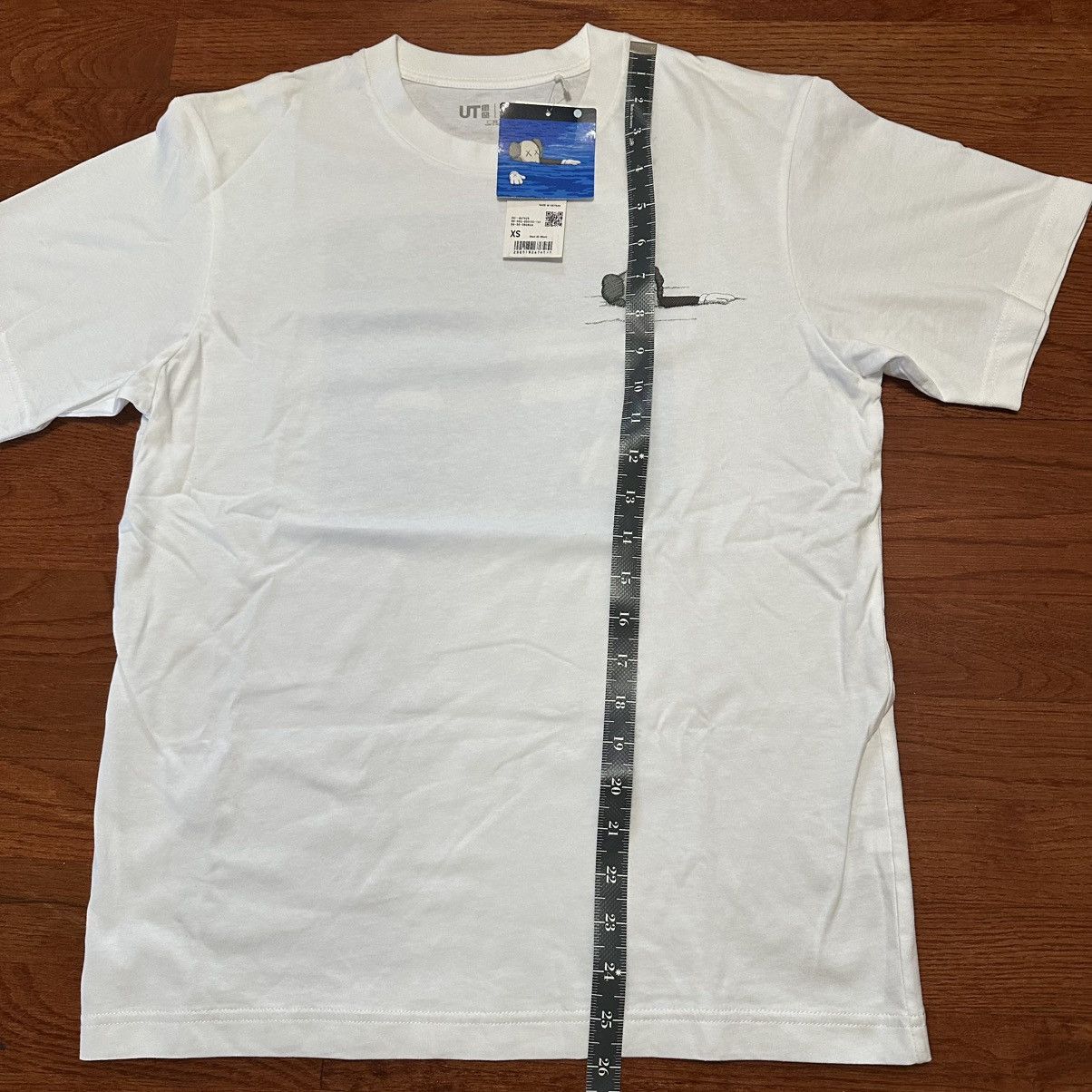 Kaws Kaws x Uniqlo Artbook Cover Shirt Size US XS / EU 42 / 0 - 6 Thumbnail