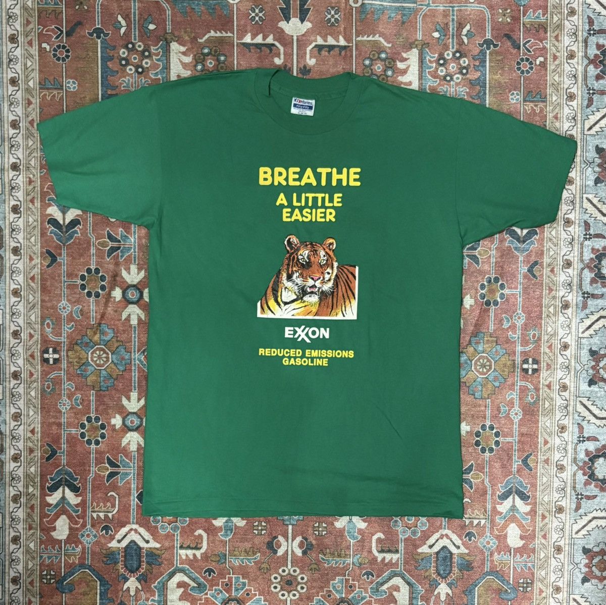 Vintage Vintage 90s Exxon Tiger Gas Automotive Promotional Tee Size US XL / EU 56 / 4 - 2 Thumbnail