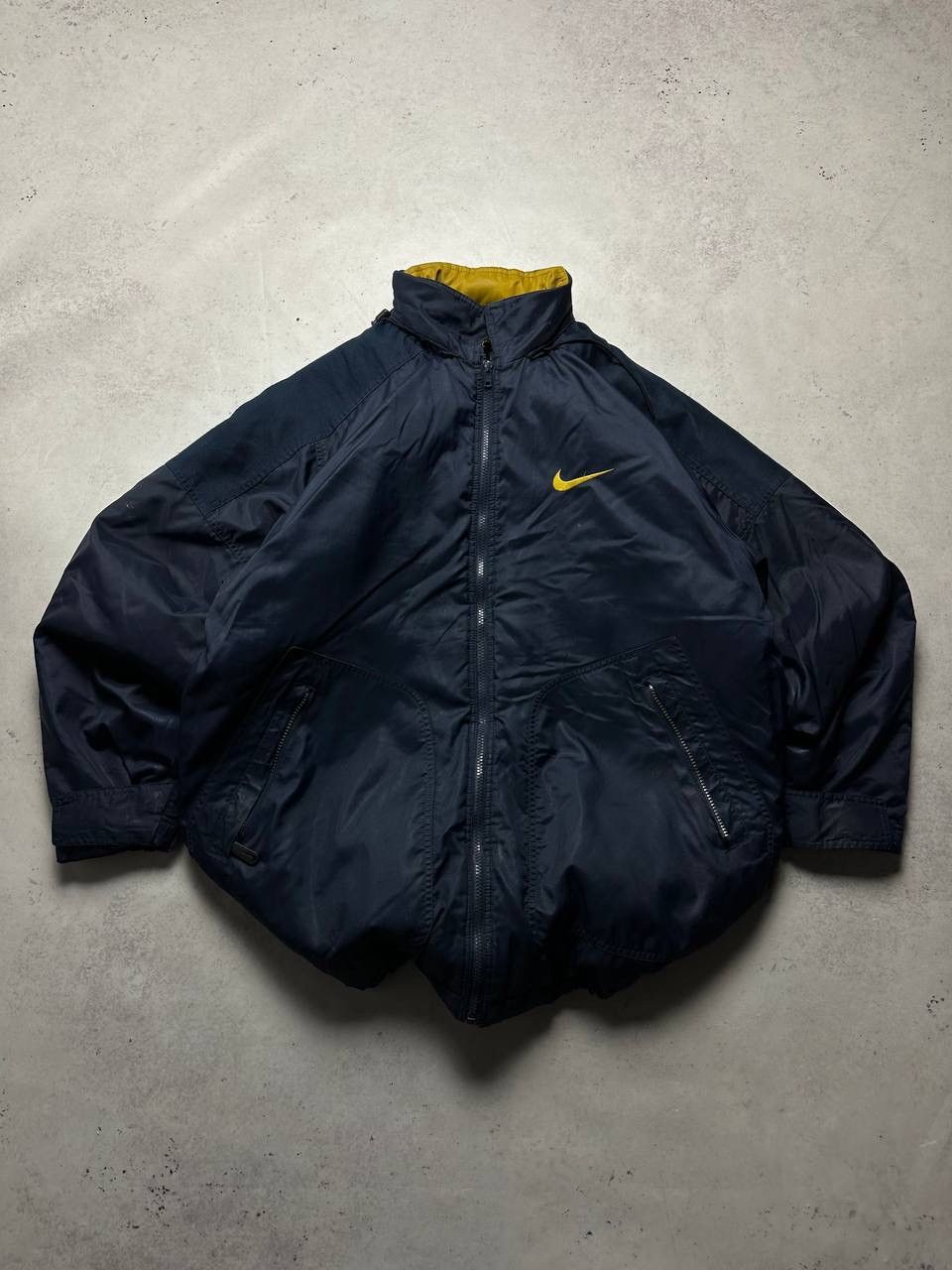 Vintage Nike Big Swoosh Winter Puffer Jacket Y2K M