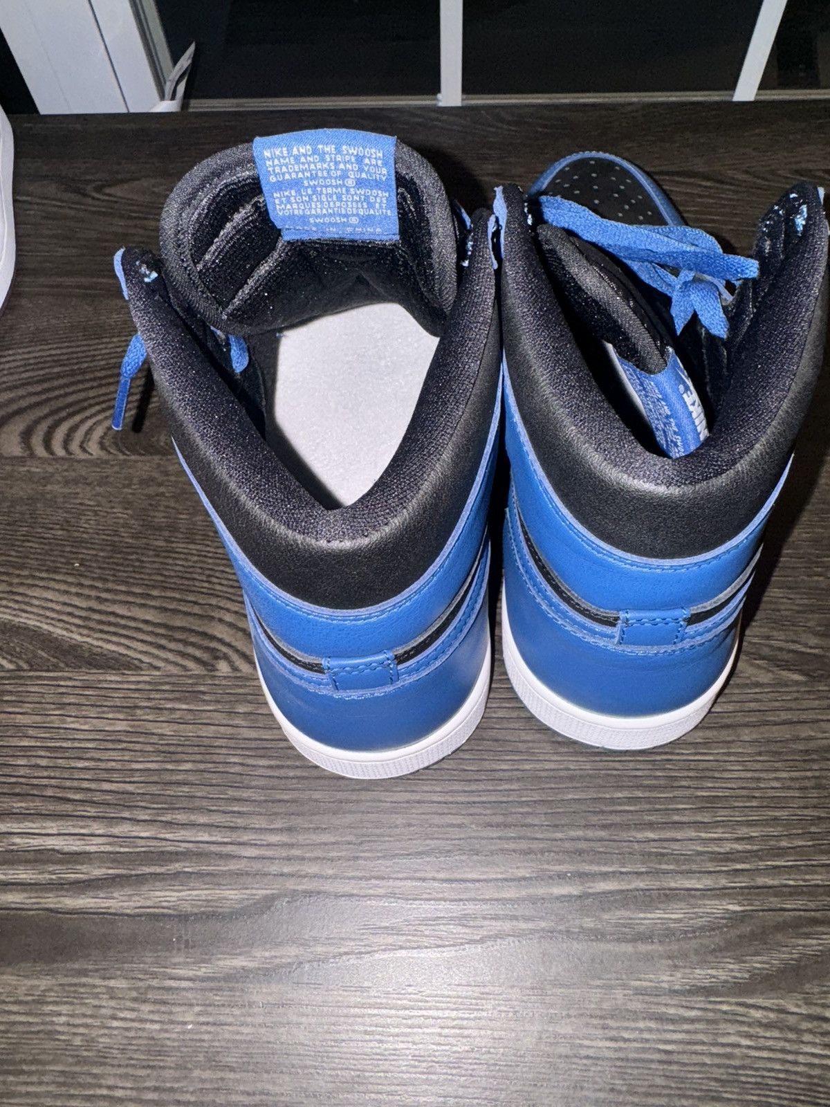 Nike Air Jordan 1 Size US 9.5 / EU 42-43 - 8 Thumbnail