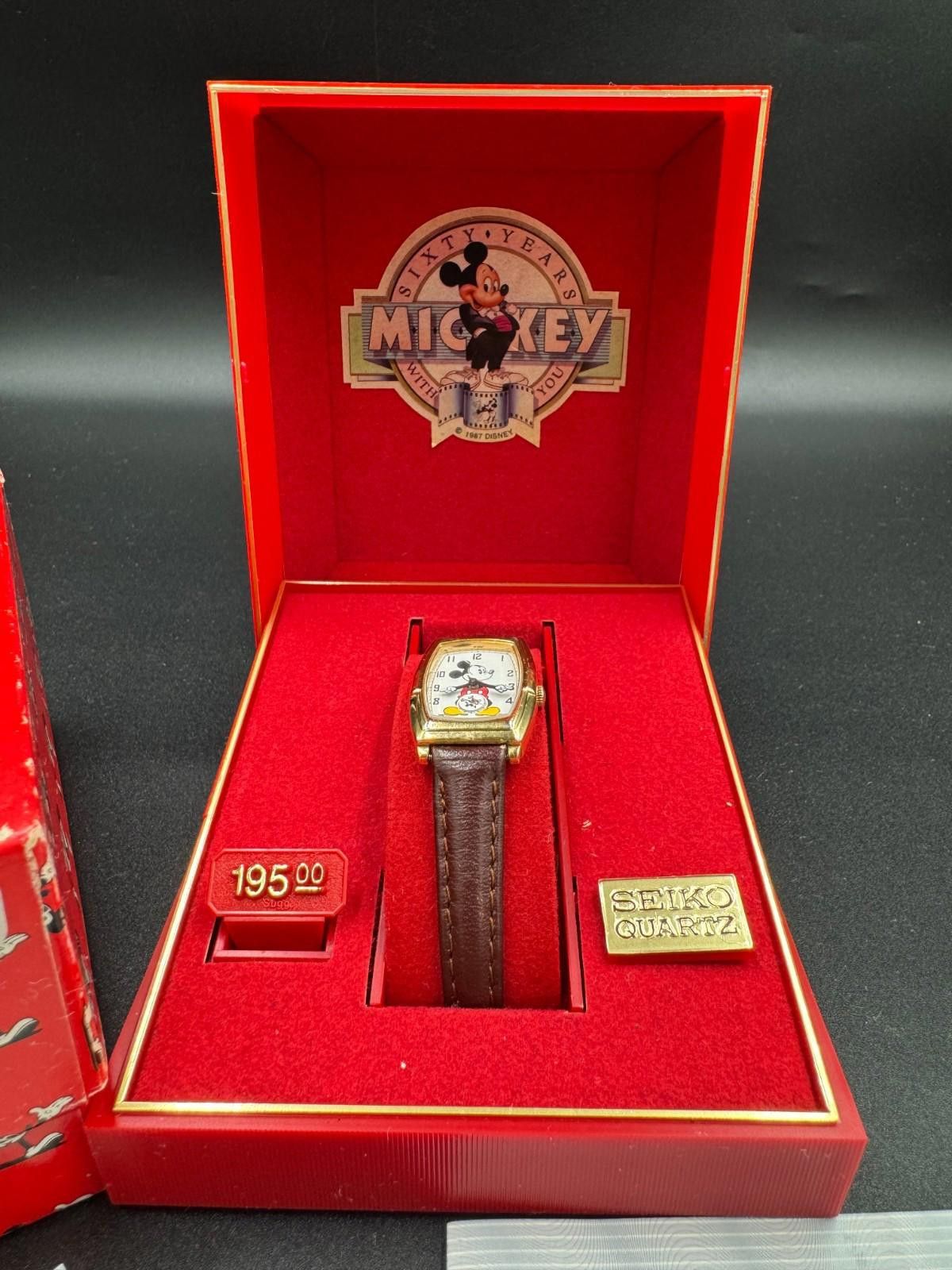 Seiko Classic 80's Mickey Mouse Face Leather Strap Watch Japan 2K0 Size ONE SIZE - 5 Thumbnail