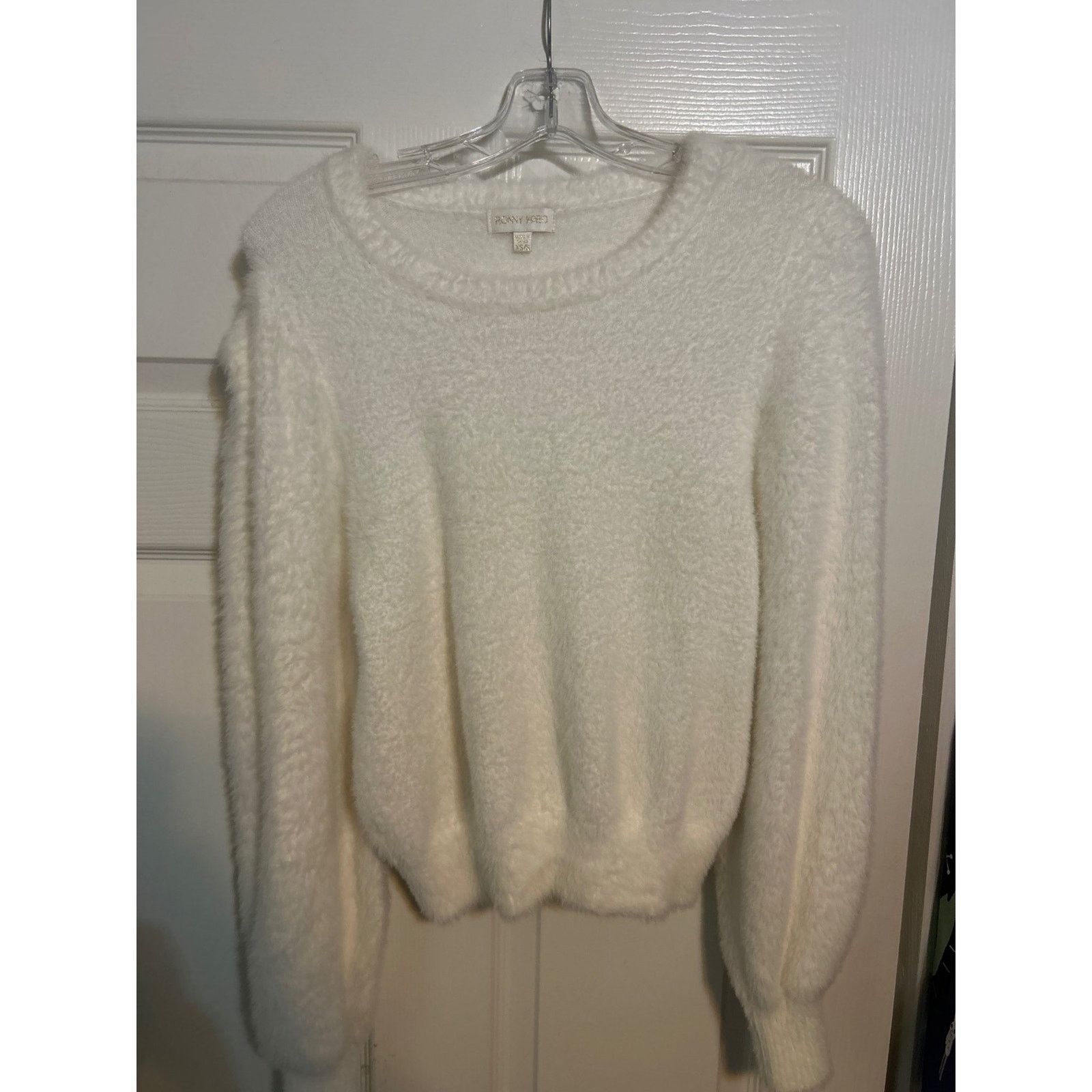 Ronny Kobo Ronny Kobo XS/S White Fuzzy Soft Knit Long Sleeve Pullover Size XS / US 0-2 / IT 36-38 - 1 Thumbnail
