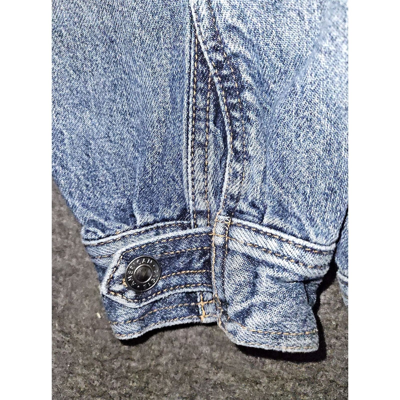 Vintage VINTAGE American Eagle Jacket Womens XS Blue Denim Cropped Distressed Jacket Size 26" / US 2 / IT 38 - 2 Thumbnail