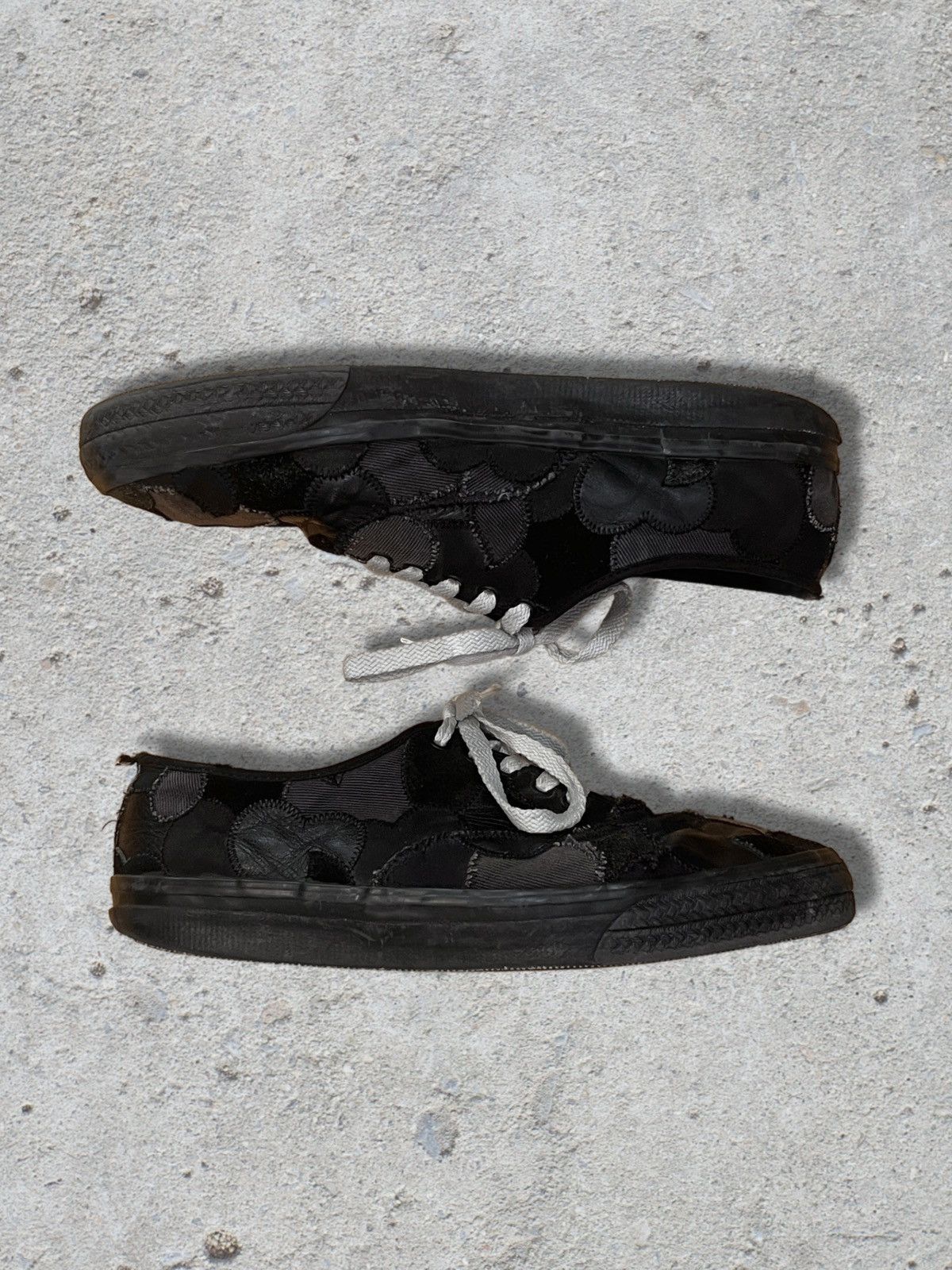 Number (N)ine Number (N)ine AW03 "Touch Me I'm Sick" Crying Hearts Vans Size US 9 / EU 42 - 1 Thumbnail