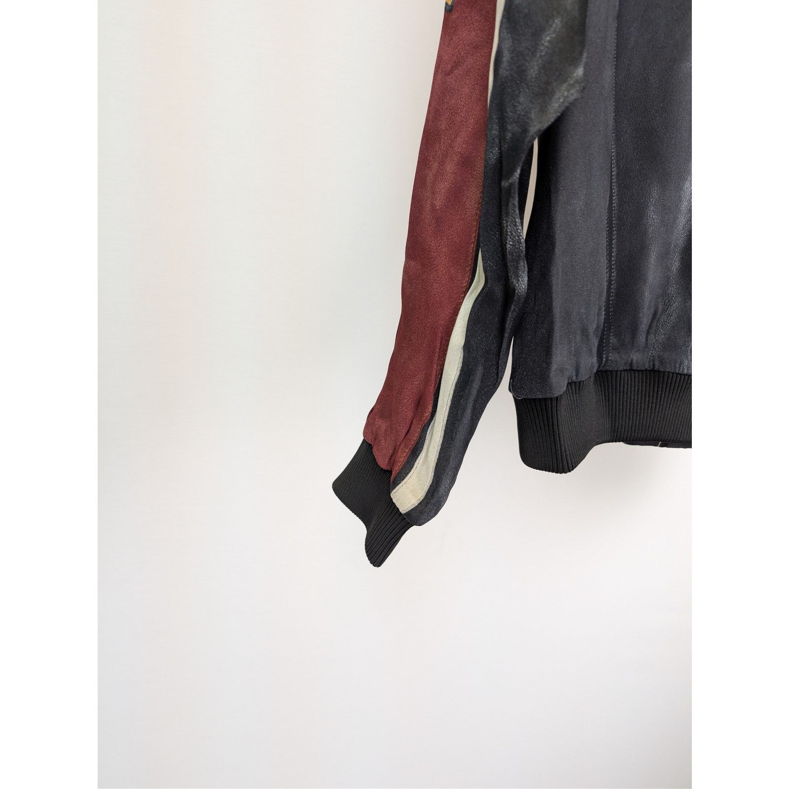 Diesel o1rshd1 J-Moll printed bomber jacket black, red, and yellow Size US L / EU 52-54 / 3 - 14 Thumbnail