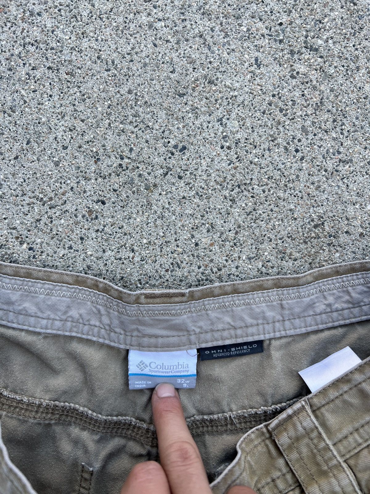 Columbia Vintage Columbia Tan Belted Carpenter/Hiking Shorts Size 32’ Size US 32 / EU 48 - 3 Thumbnail