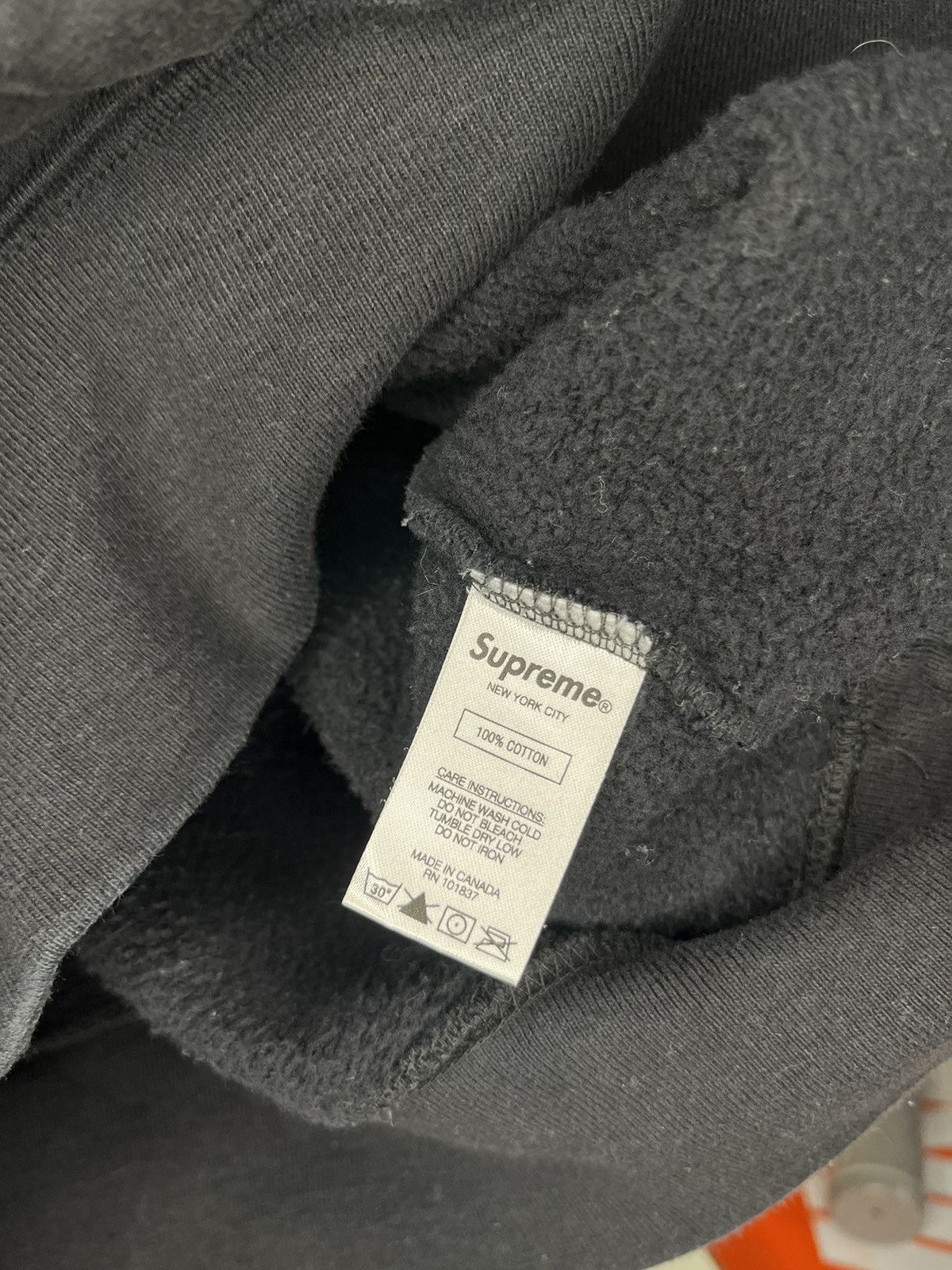 Supreme Supreme Tag Logo Hoodie Hooded Sweatshirt Black Large SS19 Size US L / EU 52-54 / 3 - 7 Thumbnail