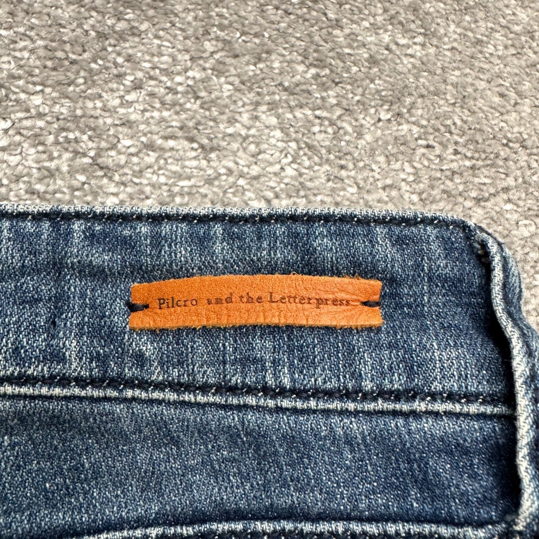 Vintage Pilcro And The LetterRess Slim Boyfriend Denim Jeans Womens 25P Distressed Blue Cotton Spandex 5-Pocket Designer Streetwear Modern Jeans Womens Size 42" / US 20 - 4 Thumbnail