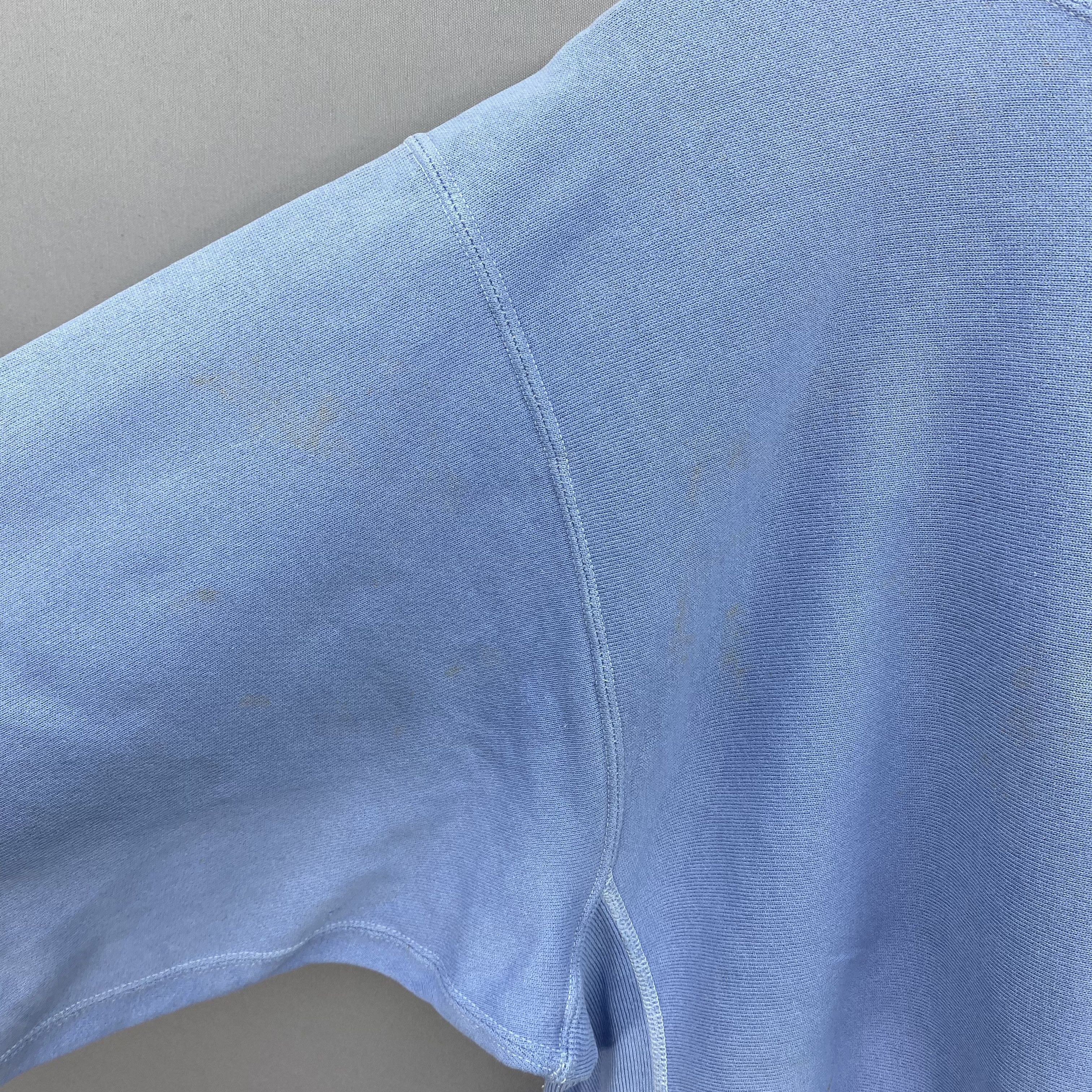 Champion Vintage 80s Champion Reverse Weave Dirty Ripped Sweatshirt Size US L / EU 52-54 / 3 - 11 Thumbnail