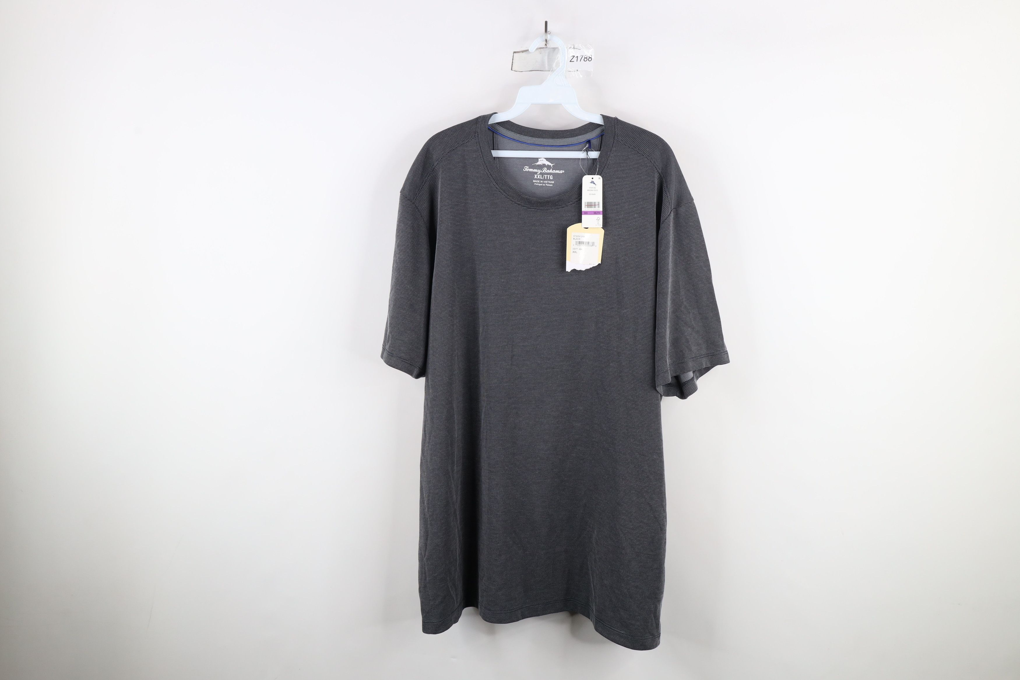 Tommy Bahama × Vintage New Tommy Bahama Fish Breezeway Short Sleeve T-Shirt Black Size US XXL / EU 58 / 5 - 1 Thumbnail