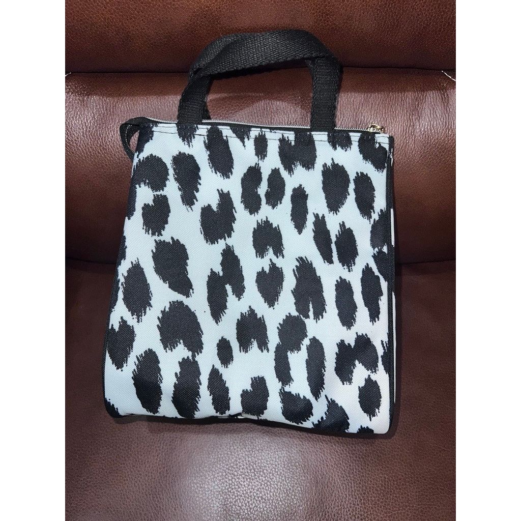 Kate Spade NWT Kate Spade Modern Leopard Print Lunch Bag Tote Unisex Size ONE SIZE - 3 Thumbnail