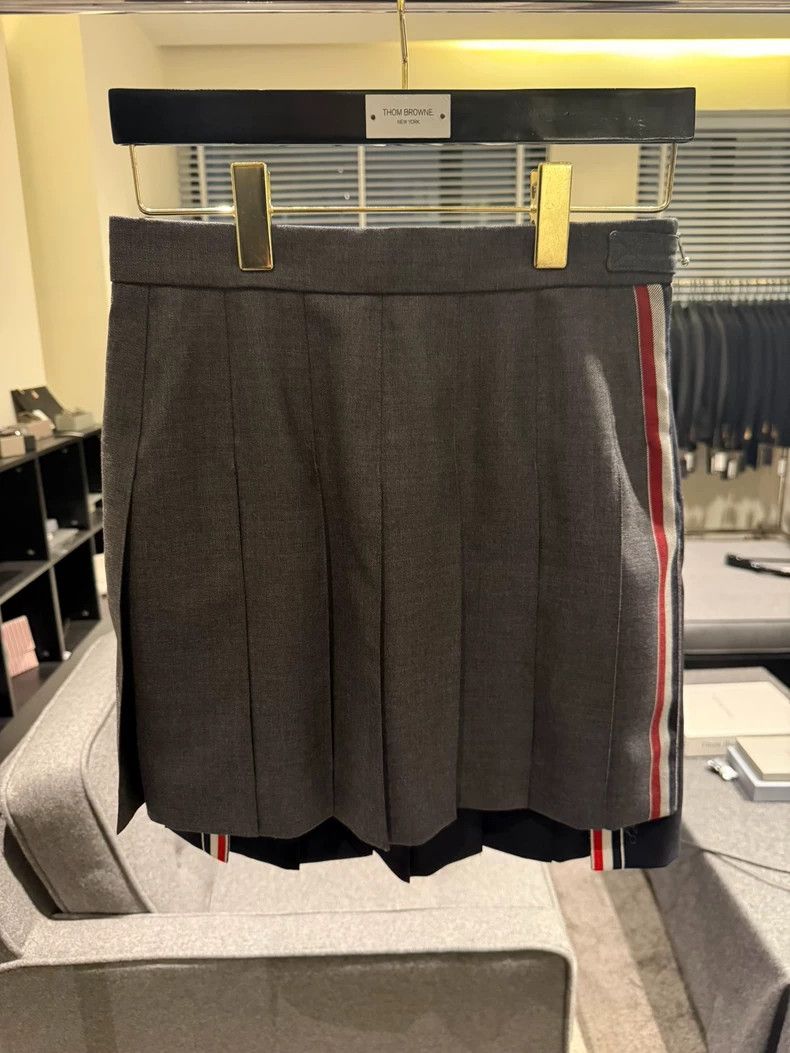 Thom Browne Rare Thom Browne Color Block Pleated Skirt-dmc Size US 38 / EU 54 - 1 Thumbnail