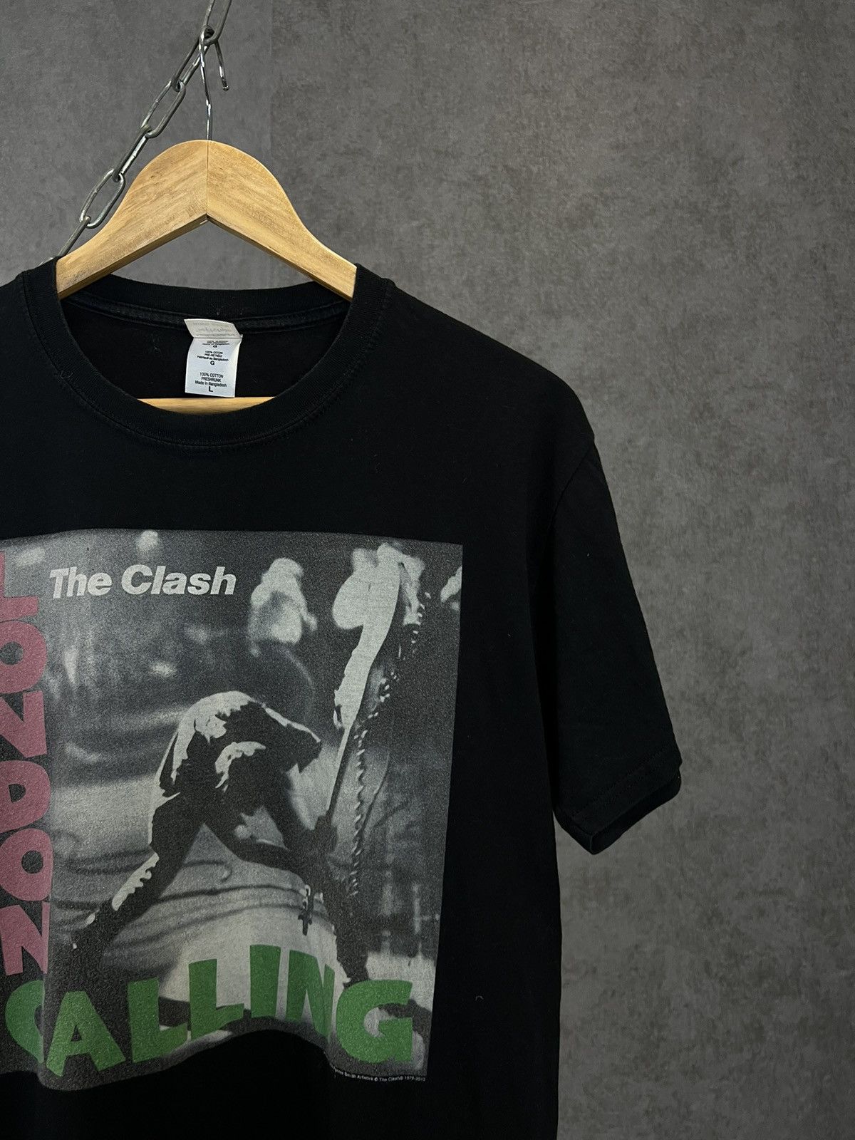 Band Tees The Clash rock band tee Size US M / EU 48-50 / 2 - 2 Thumbnail