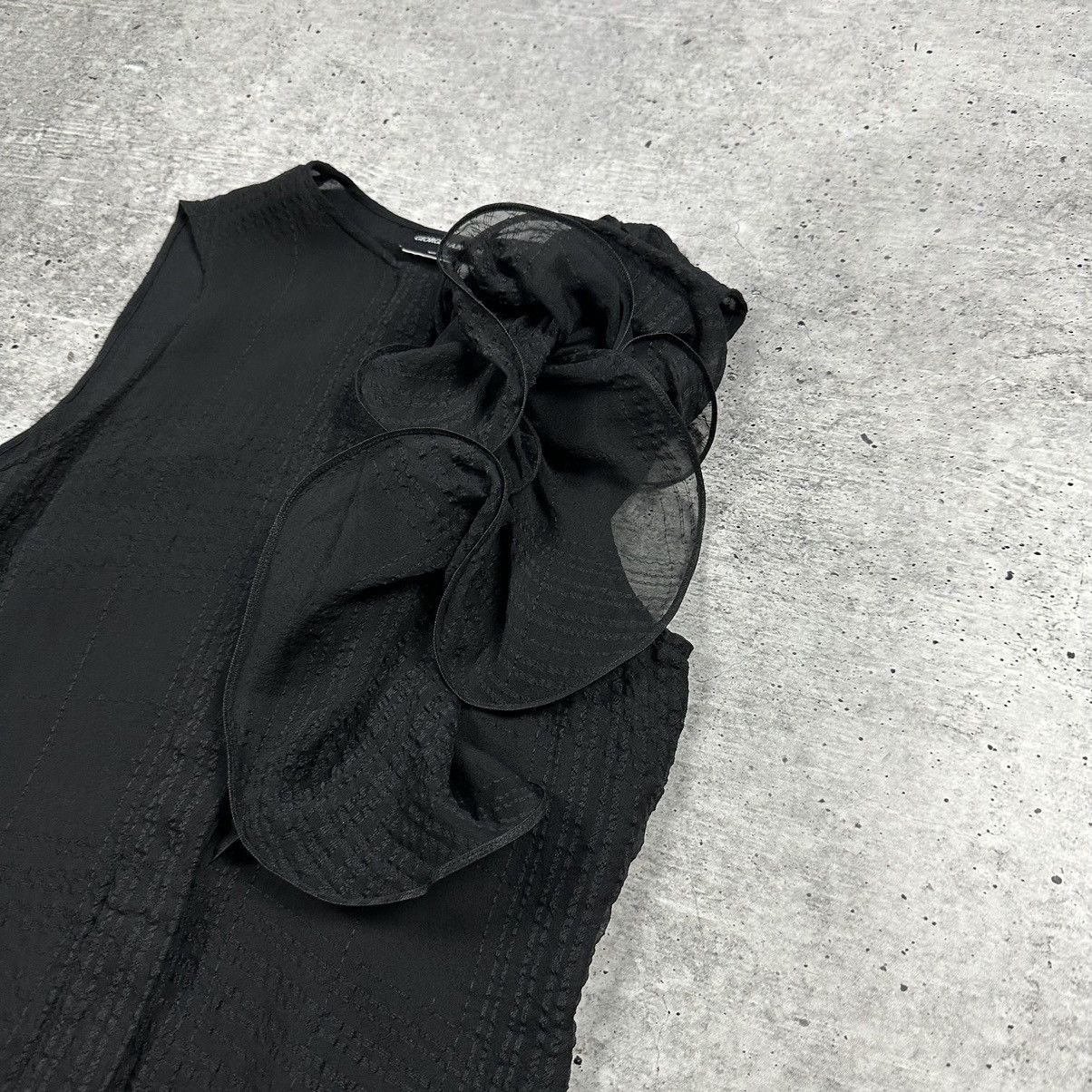 Emporio Armani Emporio Armani Black Sheer Crepe Sleeveless Bow Top Silk Size XS / US 0-2 / IT 36-38 - 5 Thumbnail