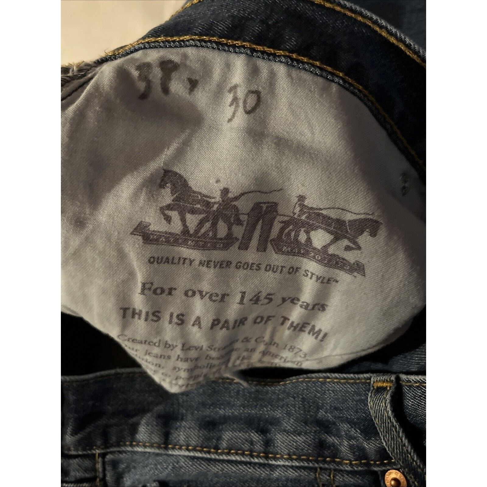 Levi's Levi’s VTG 550 Men’s 38x30 Fit Medium Wash Denim Jeans Blue Size US 38 / EU 54 - 14 Thumbnail