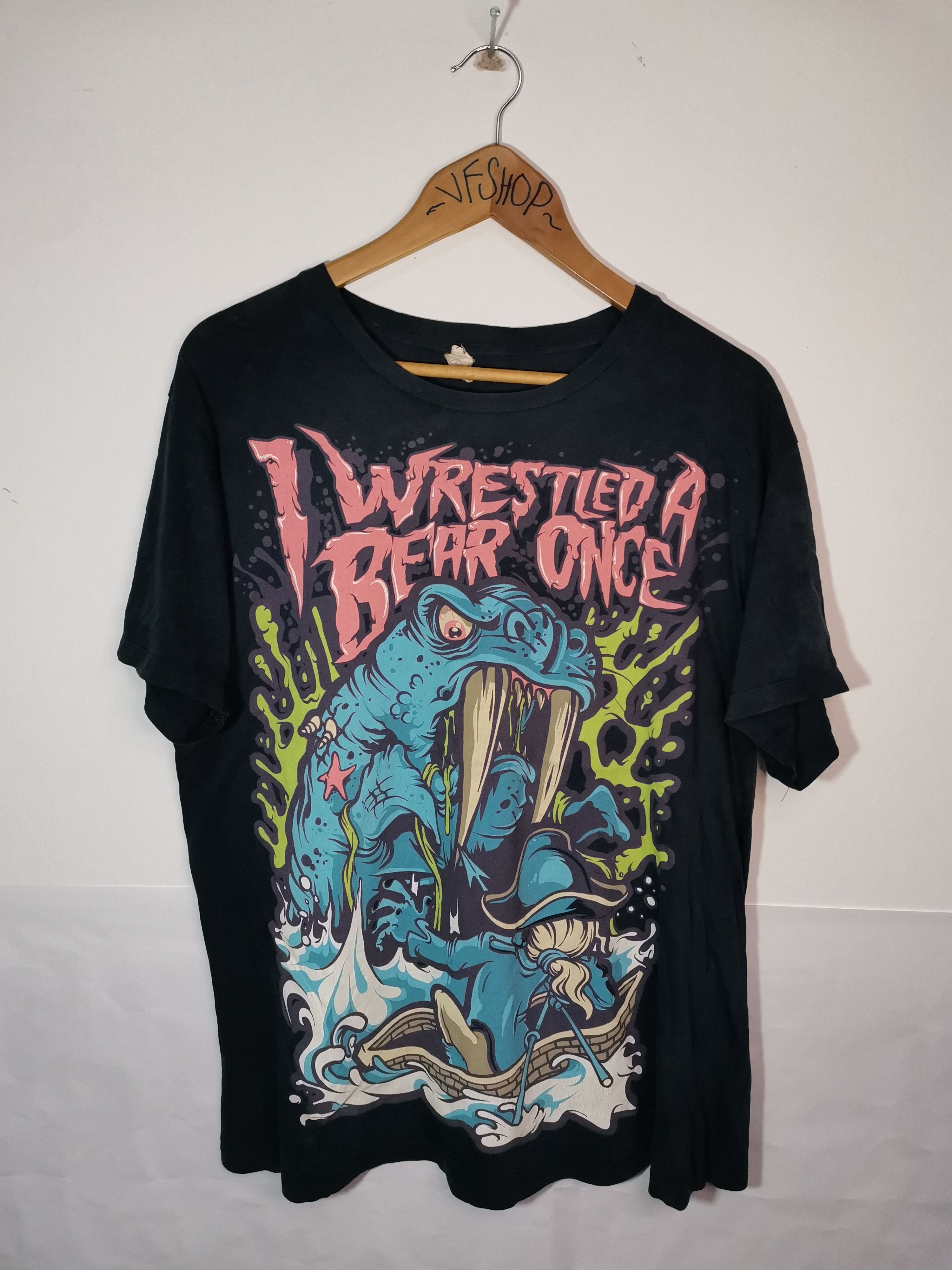 Vintage Vintage Wresling on Boat Tshirt Size US L / EU 52-54 / 3 - 3 Thumbnail