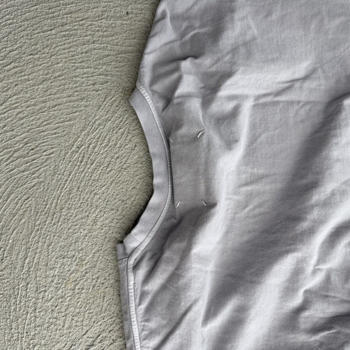 Maison Margiela S/S 10 ‘Smokers’ Pocket T Shirt Size US S / EU 44-46 / 1 - 17 Thumbnail