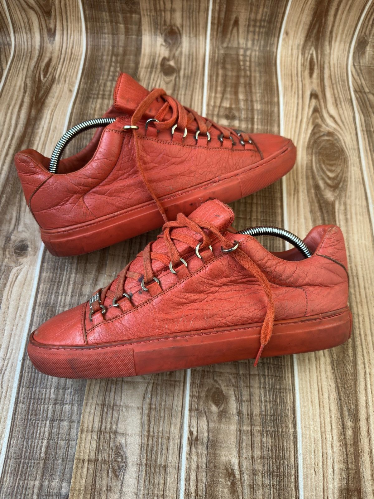 Balenciaga 🔥BALENCIAGA ARENA RED LEATHER LOW TOP SNEAKERS Size US 9 / EU 42 - 9 Thumbnail