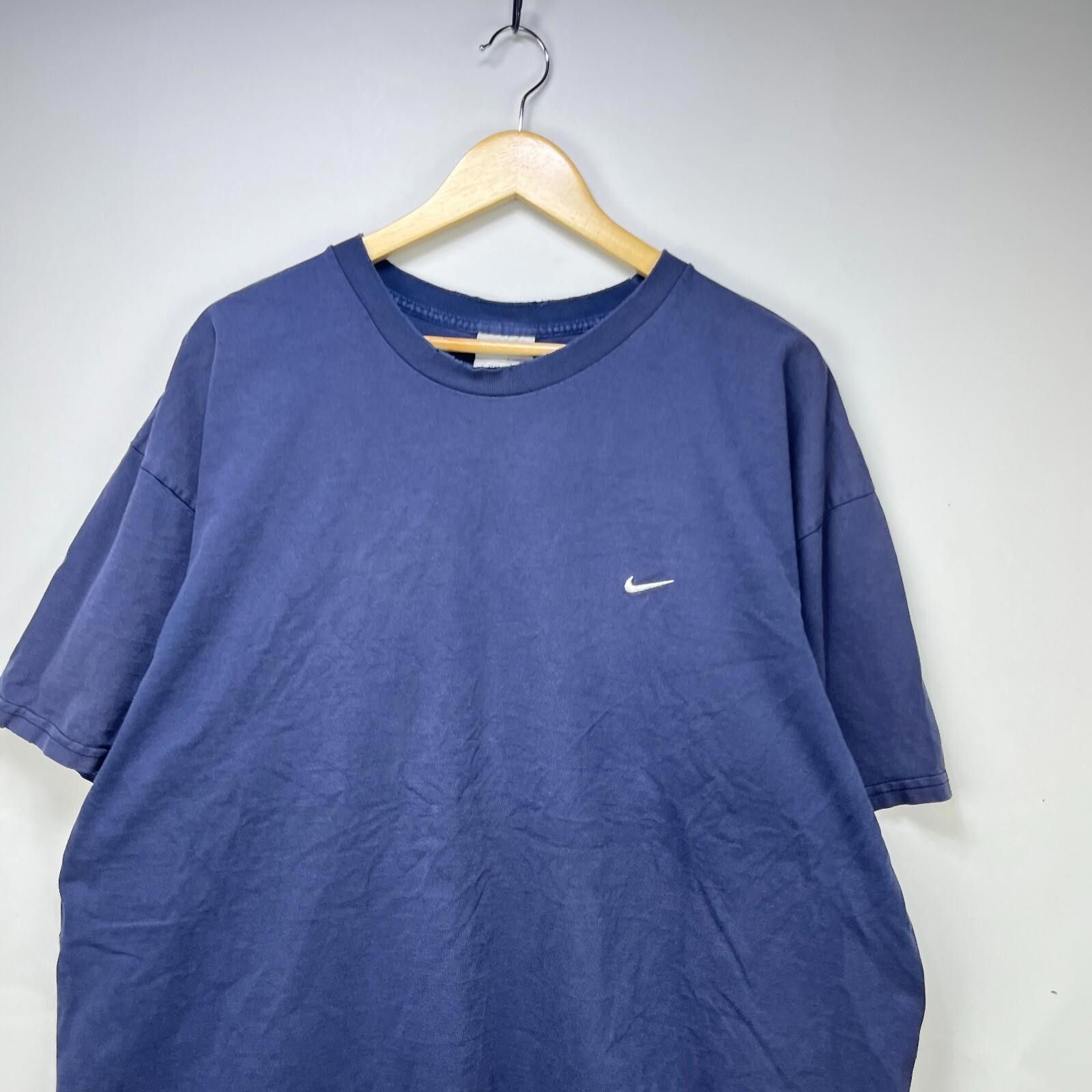 Nike Vintage Nike Swoosh Embroidered Sun Faded Y2K T-Shirt 2XL Size US XXL / EU 58 / 5 - 2 Thumbnail