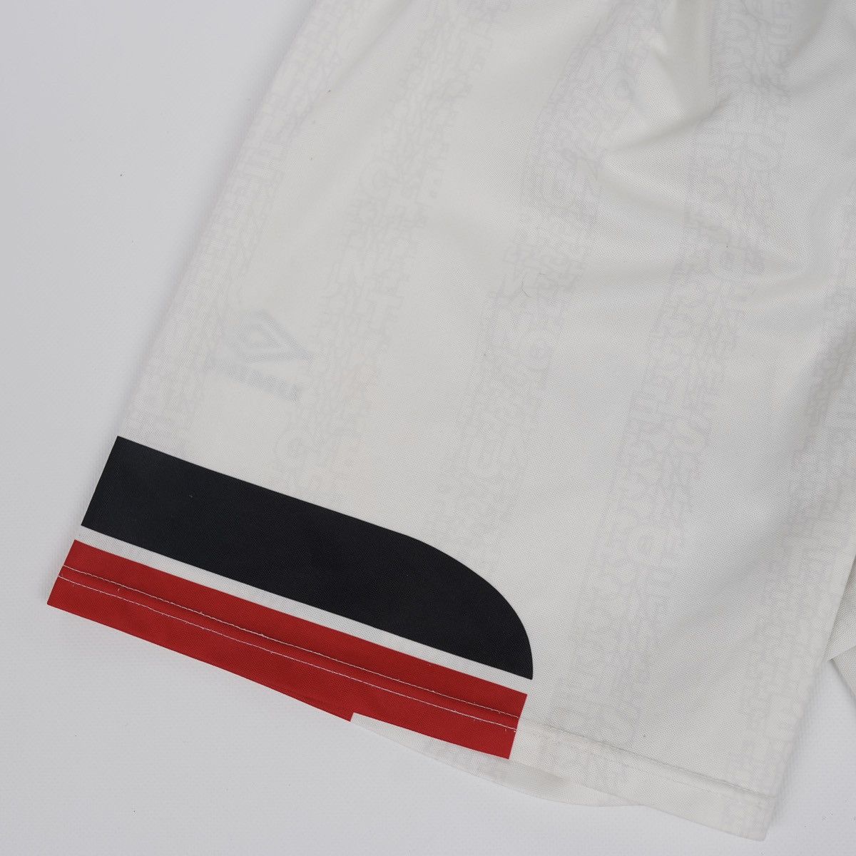 Umbro Umbro Manchester United Vintage Football Soccer Shorts Size US 30 / EU 46 - 11 Thumbnail