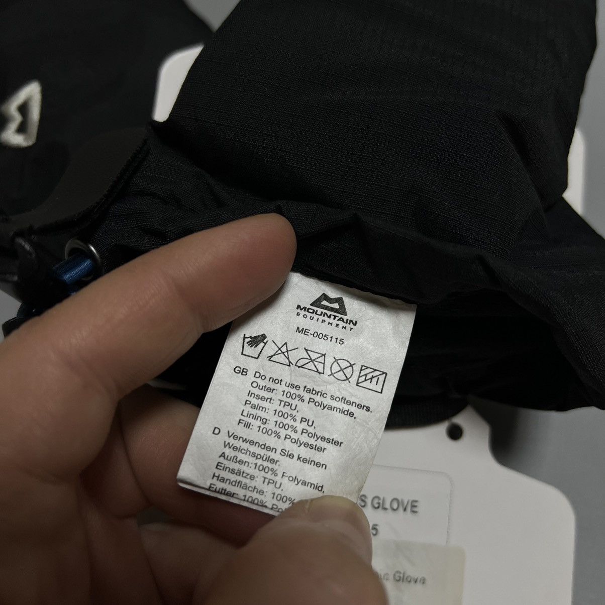 Mountain Equipment Mountain Equipment gloves Black NEW NWT Size ONE SIZE - 14 Thumbnail
