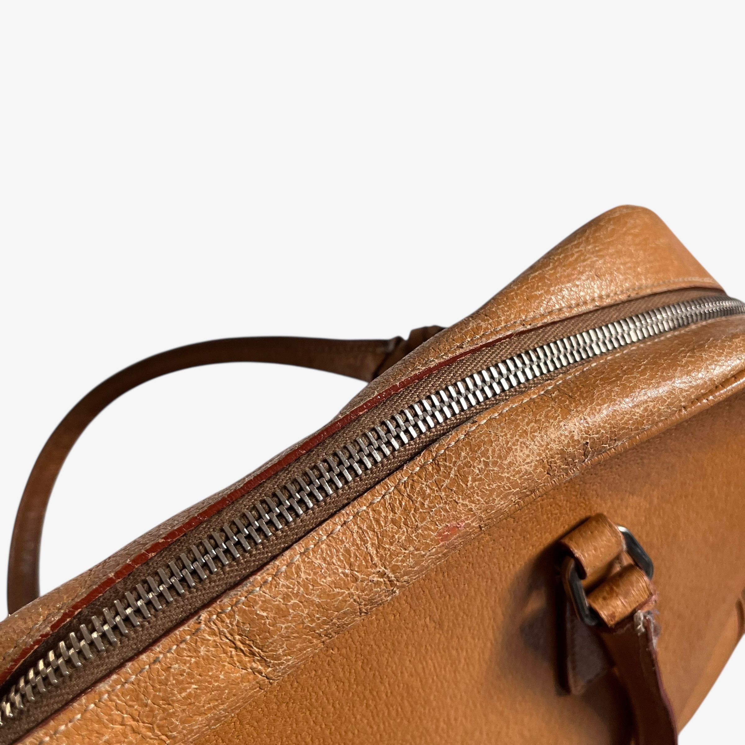 Prada Vintage Y2K Prada Cinghiale Leather Bauletto Shoulder Bag Size ONE SIZE - 10 Thumbnail