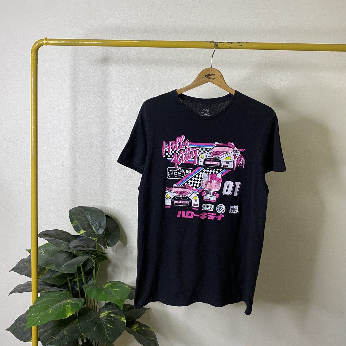 Japanese Brand Hello Kitty Japanese Cartoon Nascar T Shirt Size US M / EU 48-50 / 2 - 1 Thumbnail