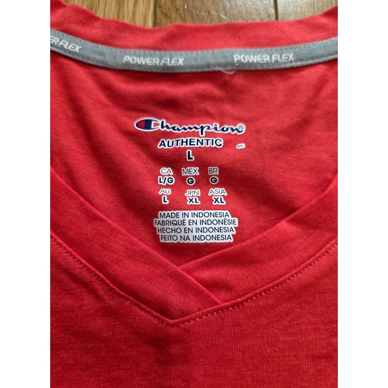 Champion Champion Power Flex T-Shirt Women's L Red Logo Cotton Short Sleeve V-Neck Women Size L / US 10 / IT 46 - 2 Thumbnail