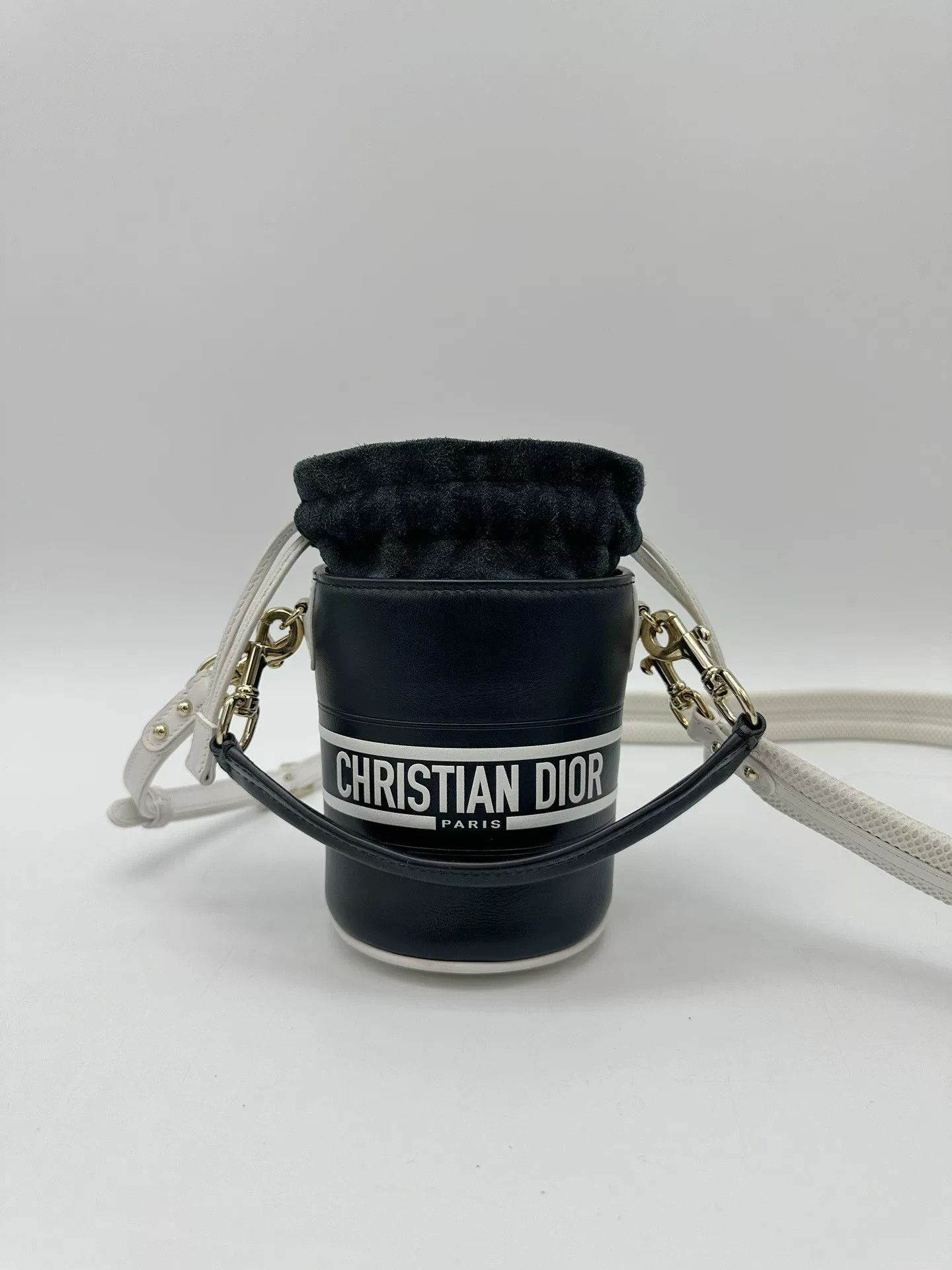 Dior Pre-loved Bag Very good condition Size ONE SIZE - 1 Thumbnail