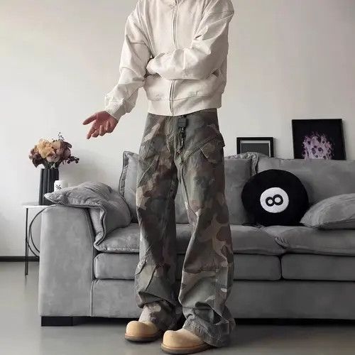VIBE Camo Cargo Wide Stacked Flare Pants Size US 32 / EU 48 - 1 Thumbnail