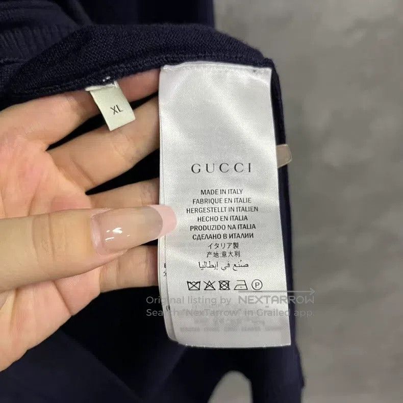 Gucci Gucci Black bee pattern V-neck wool sweater knitwear Size US XL / EU 56 / 4 - 4 Thumbnail